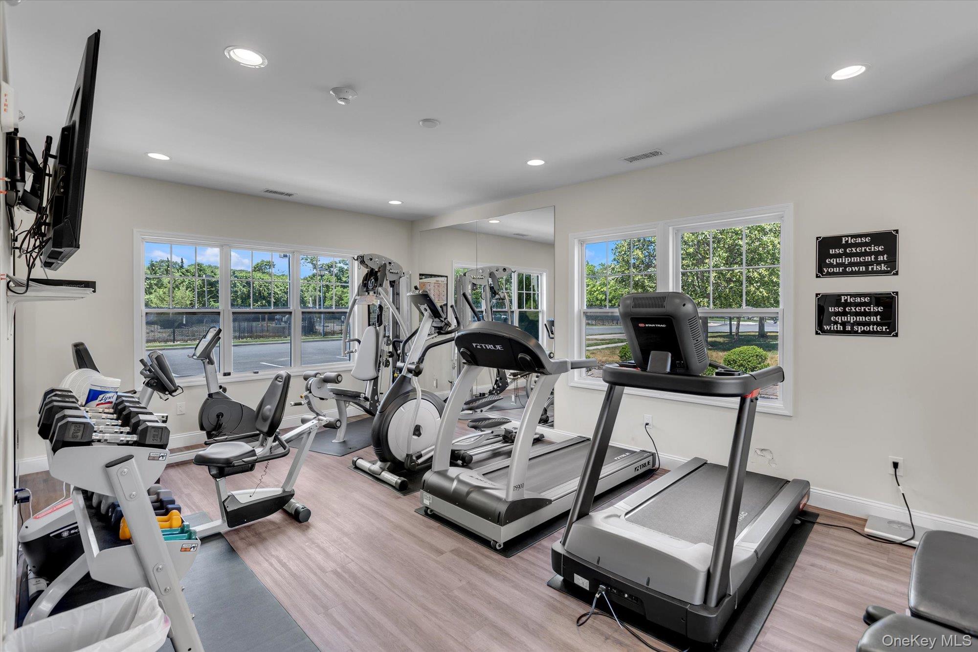 160 Christine Drive – For Sale photo 21