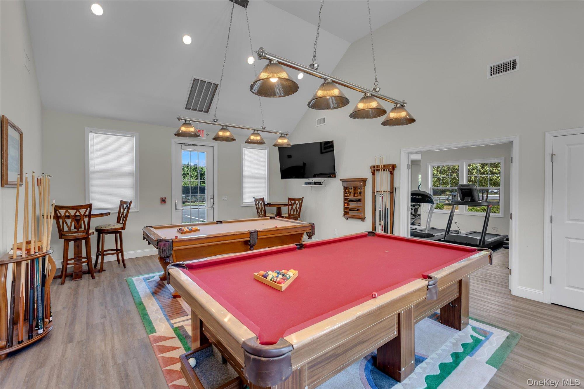 160 Christine Drive – For Sale photo 20