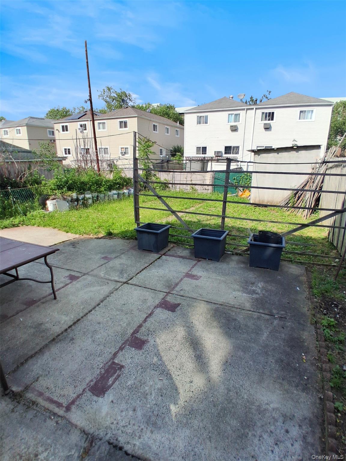 636 Logan Avenue – For Sale photo 3