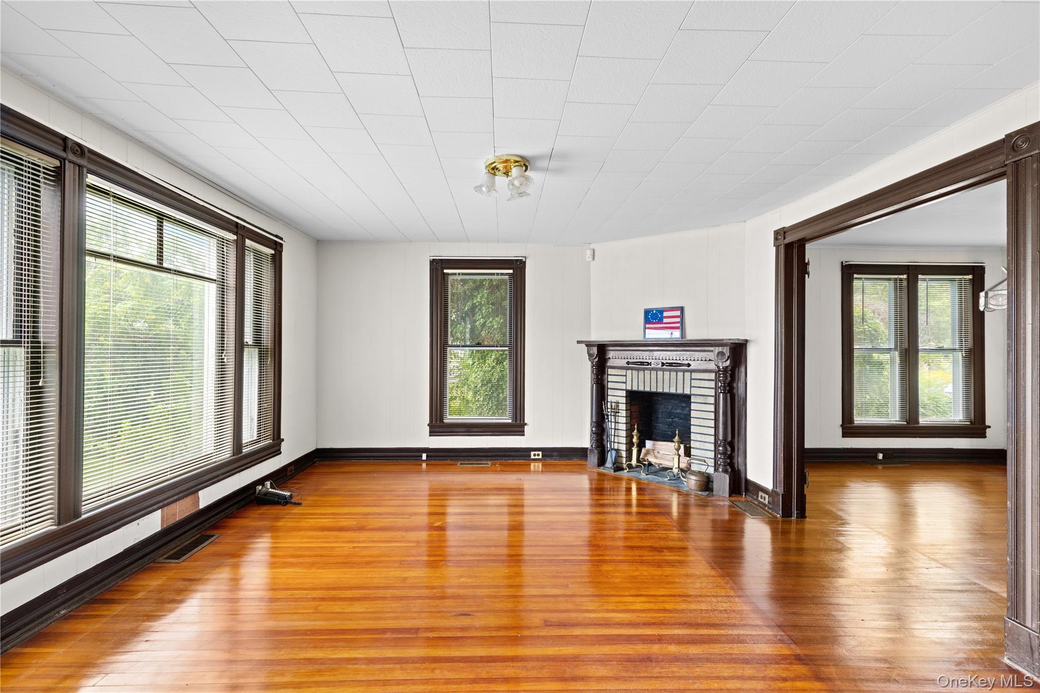 1586 Main Road – For Rent photo 4