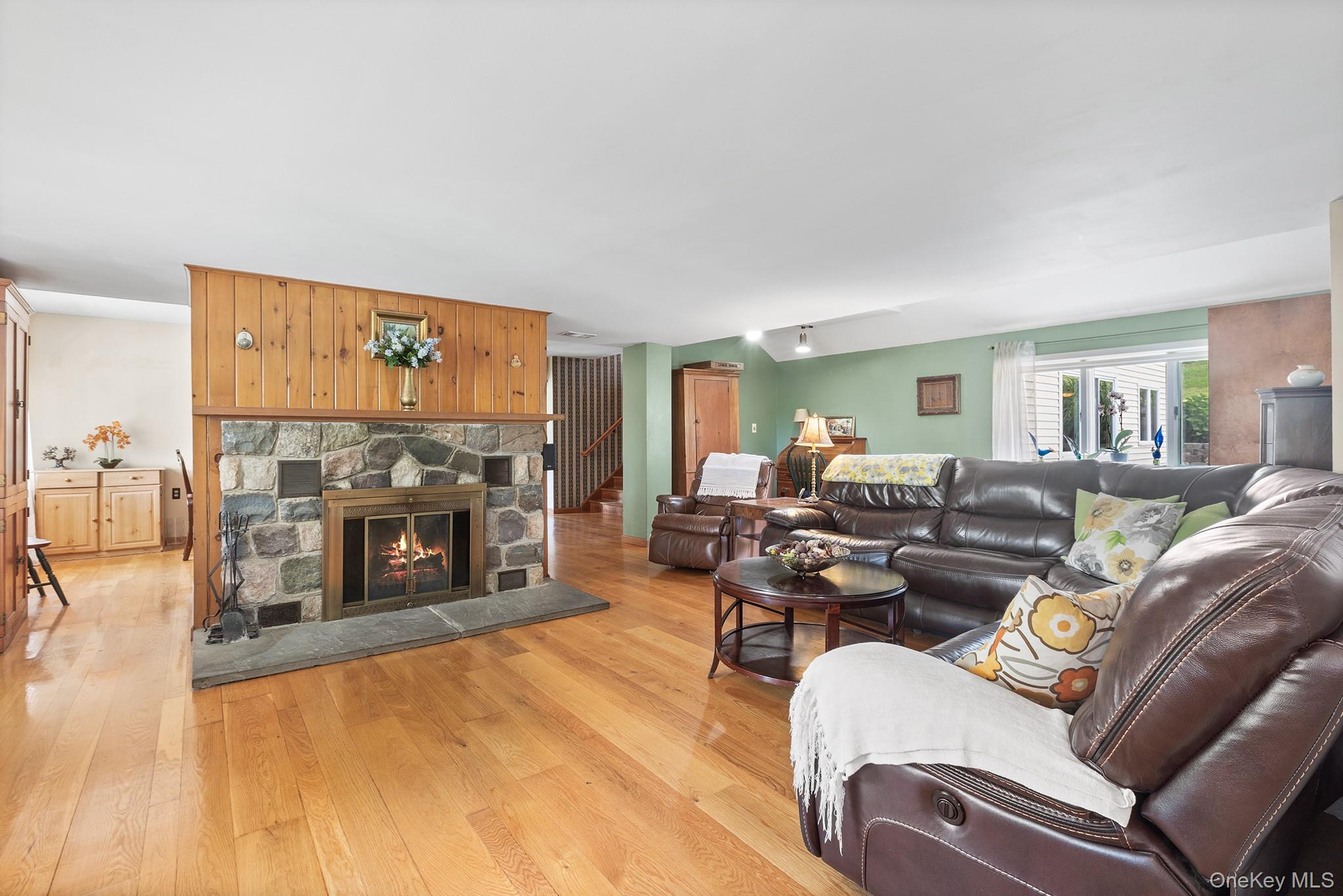 37 S Plank Road – For Sale photo 10