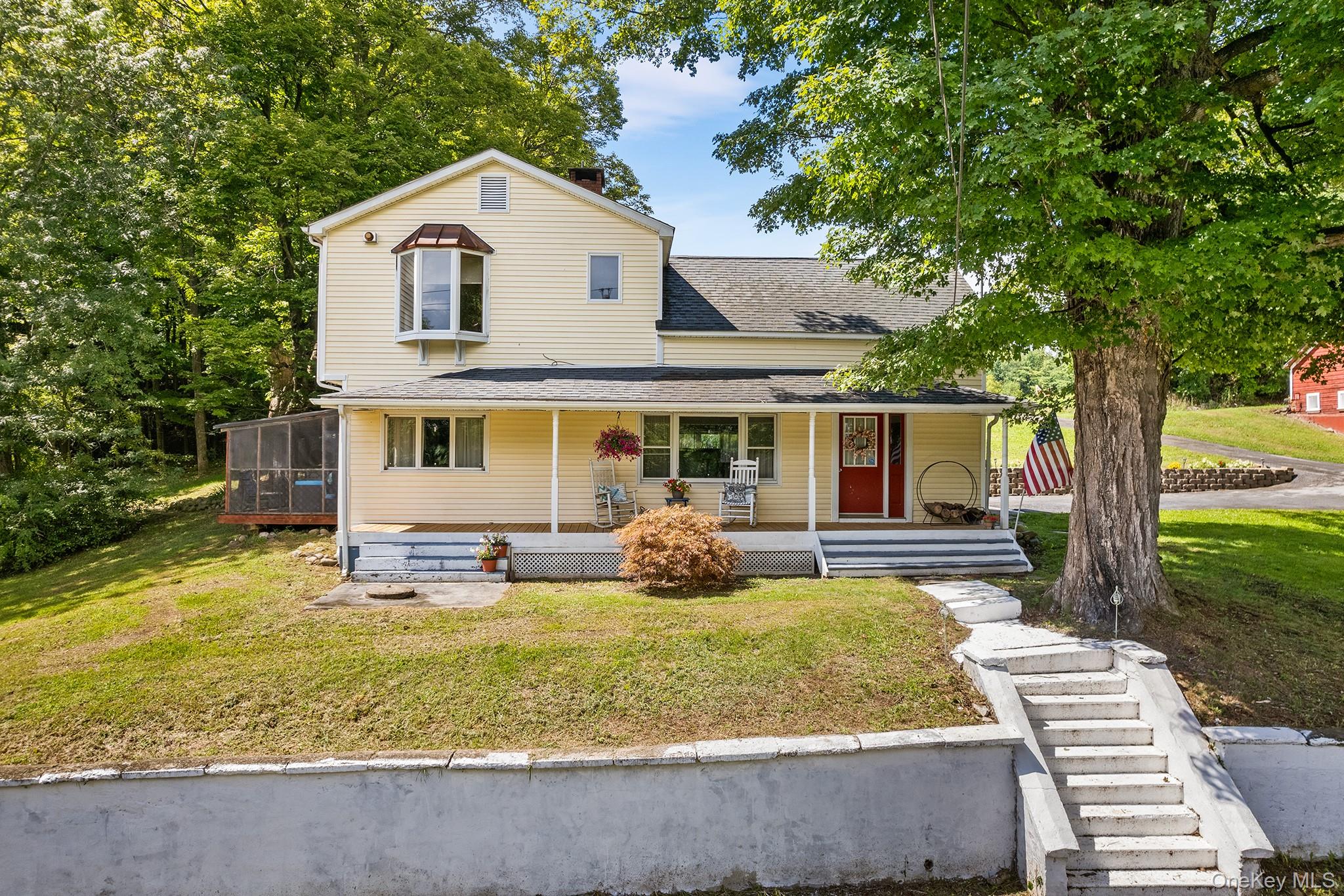 37 S Plank Road – For Sale photo 3