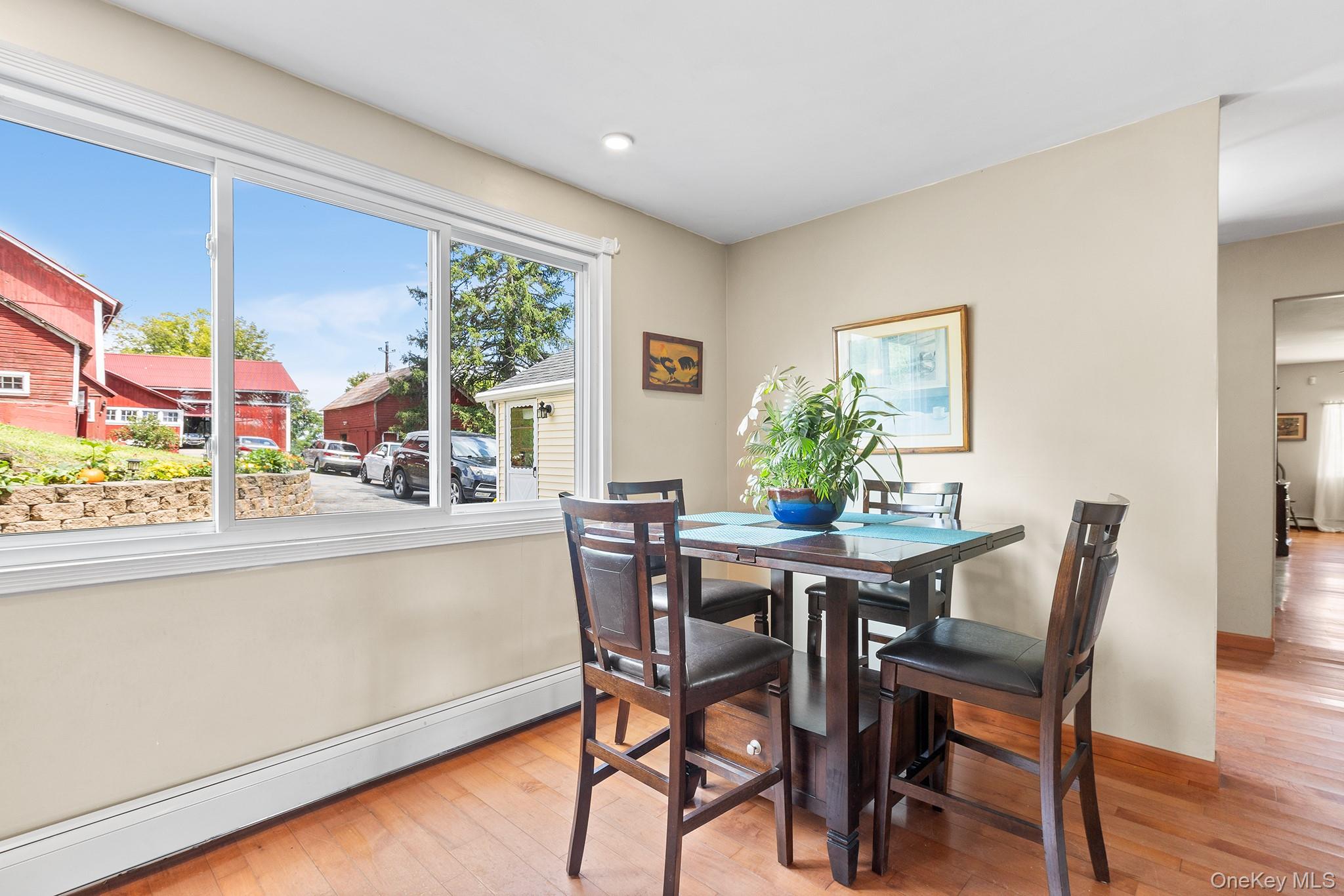 37 S Plank Road – For Sale photo 9