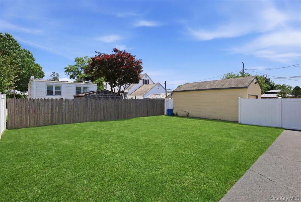 20 Wyona Avenue – For Sale photo 31