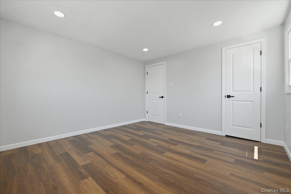 20 Wyona Avenue – For Sale photo 27