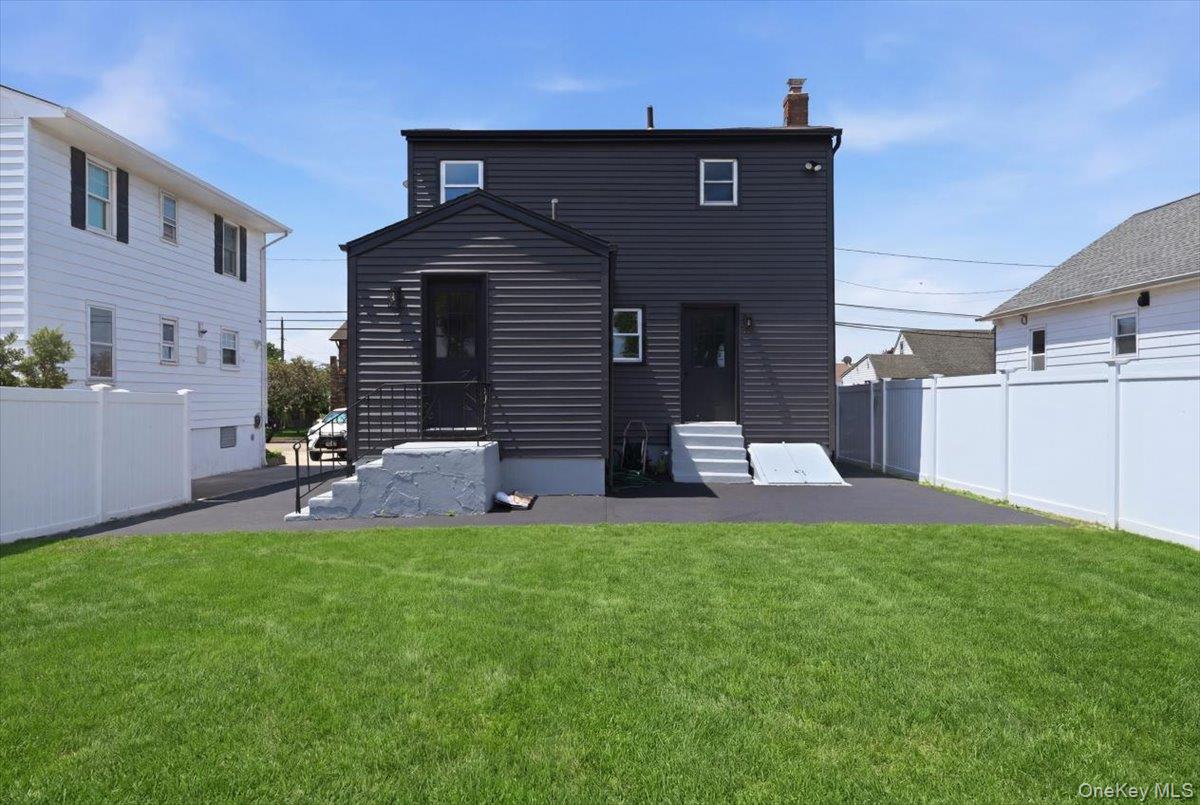 20 Wyona Avenue – For Sale photo 33