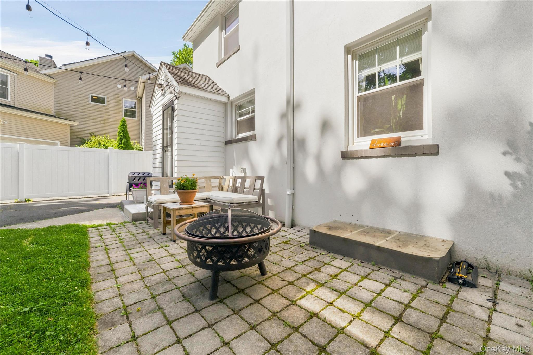 7 Brook Place – For Sale photo 28