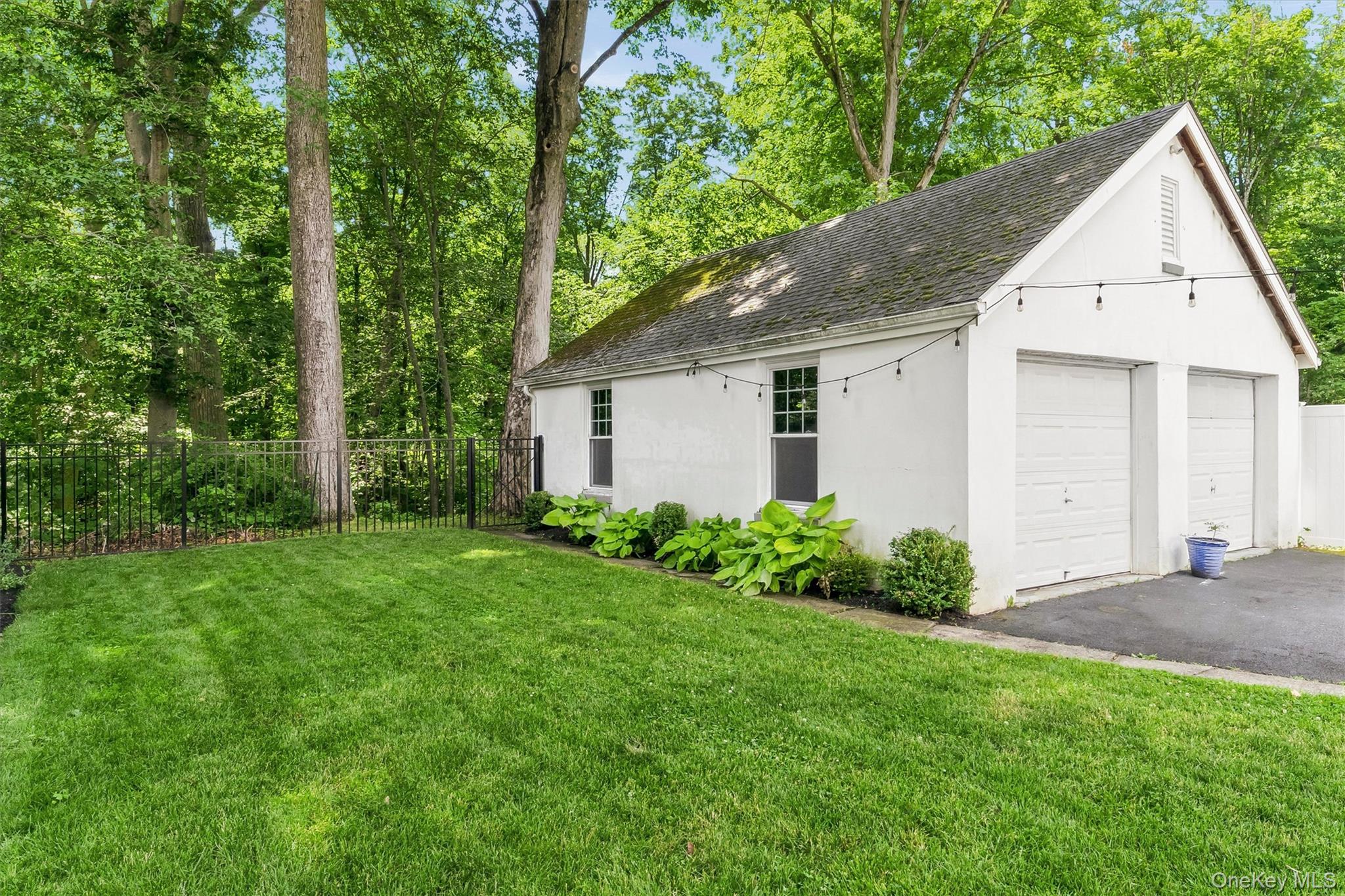 7 Brook Place – For Sale photo 32