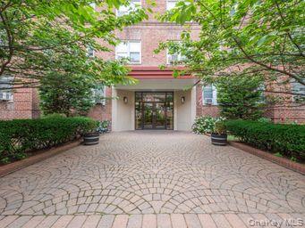 99-31 64th Avenue, Unit D16 photo 2