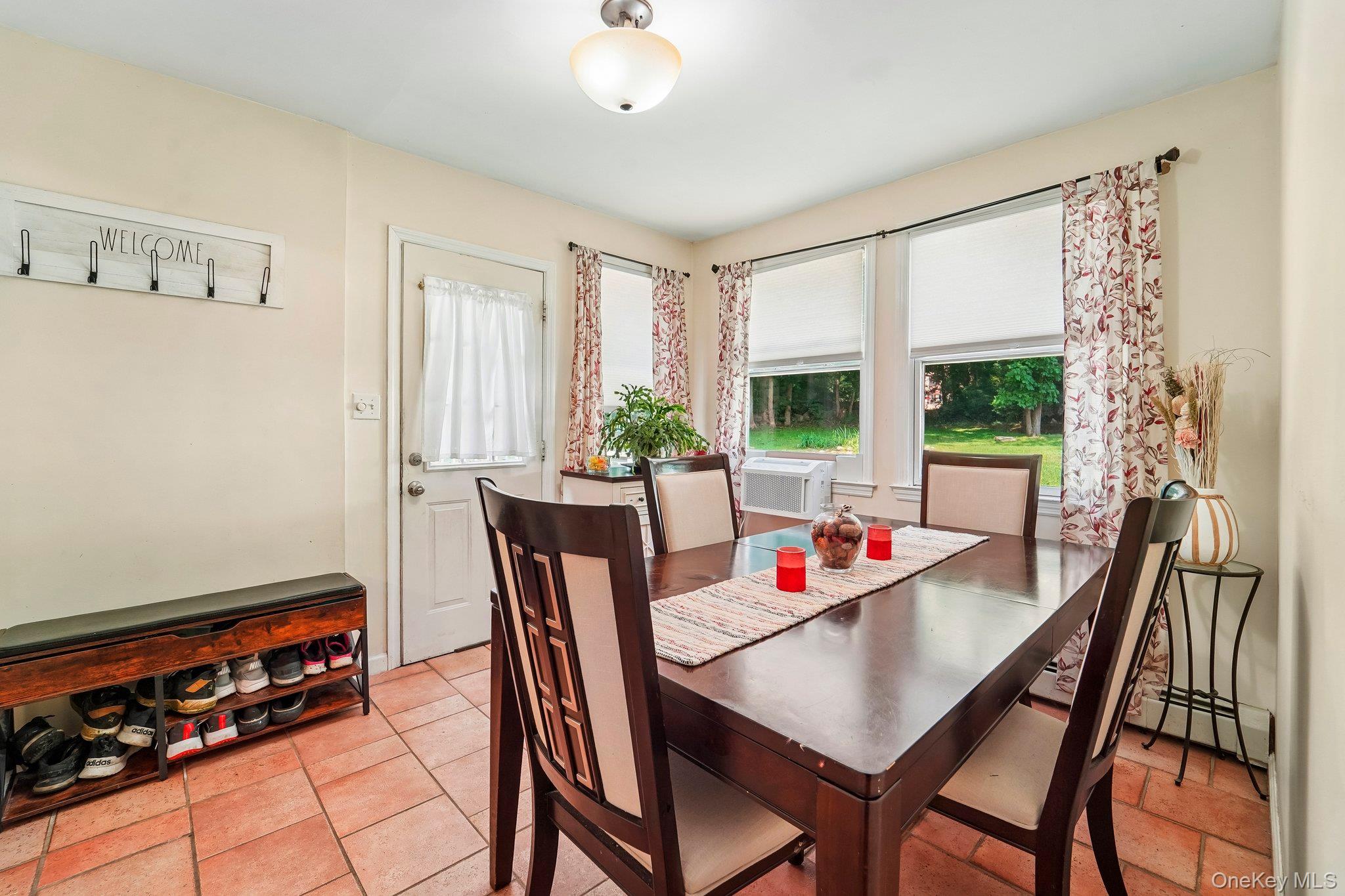 77 Baron De Hirsch Road – For Sale photo 5