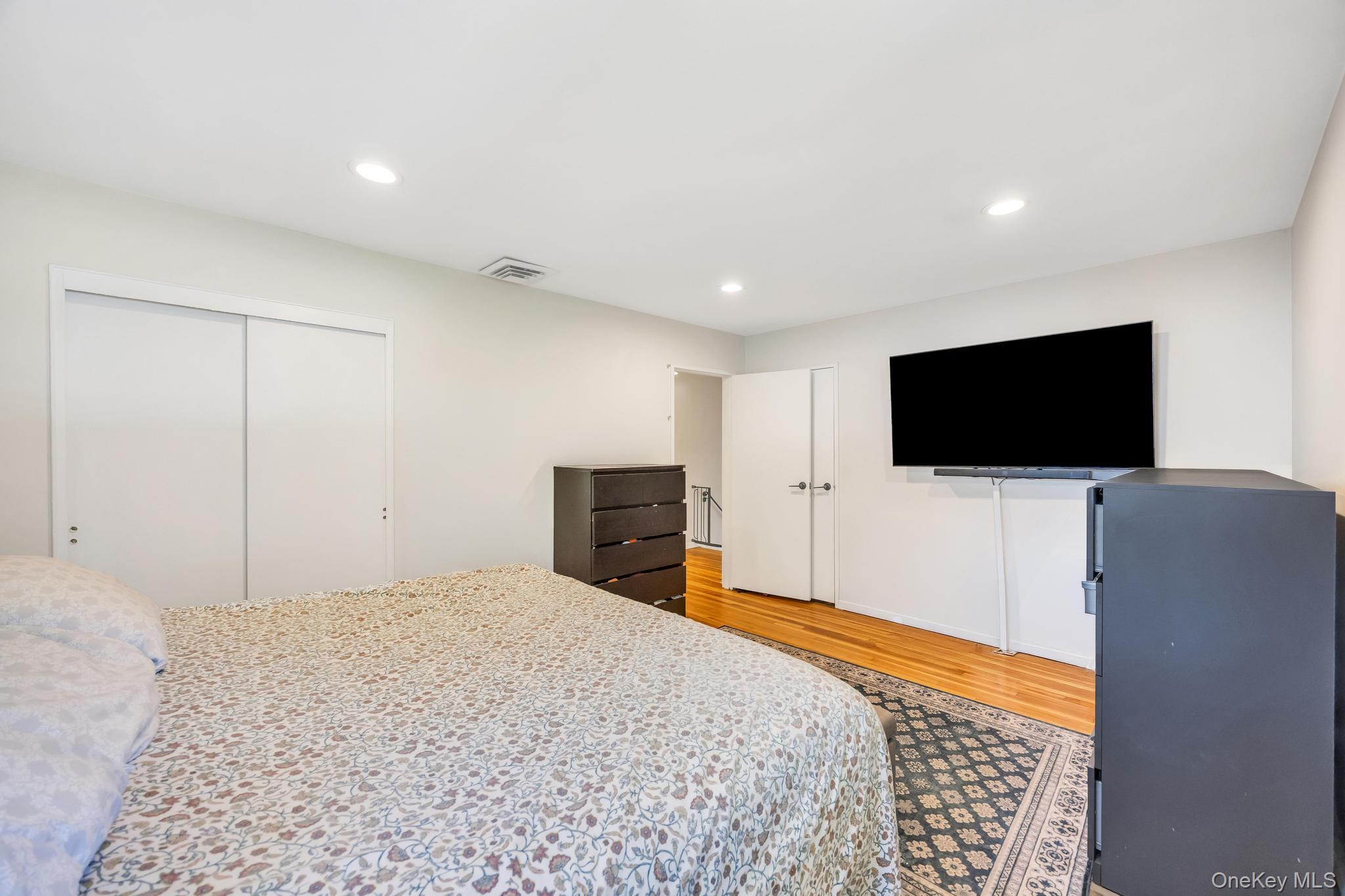 99 Burr Road – For Sale photo 27