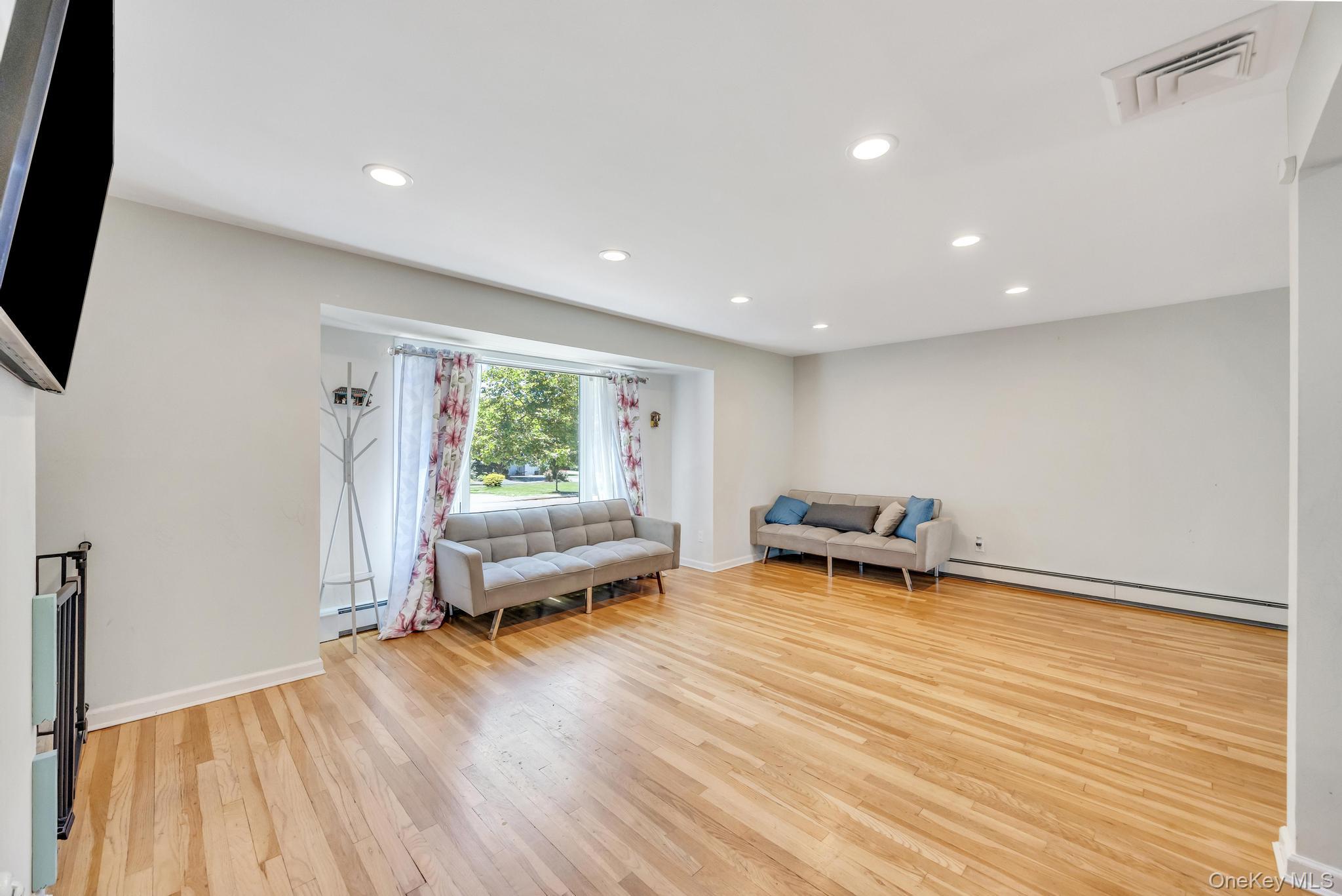 99 Burr Road – For Sale photo 13
