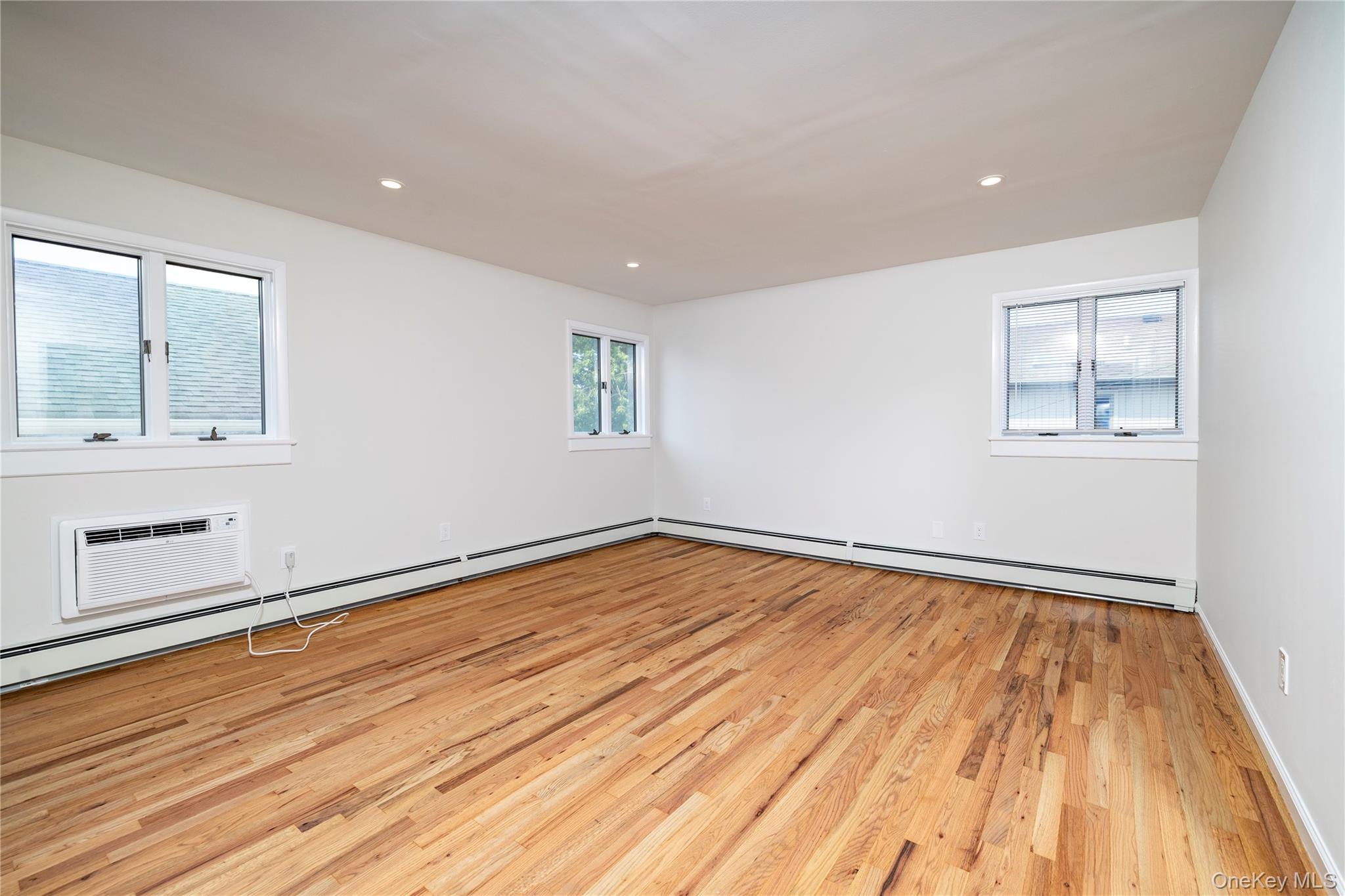 580 East Pine Street, Unit WEST SIDE photo 14