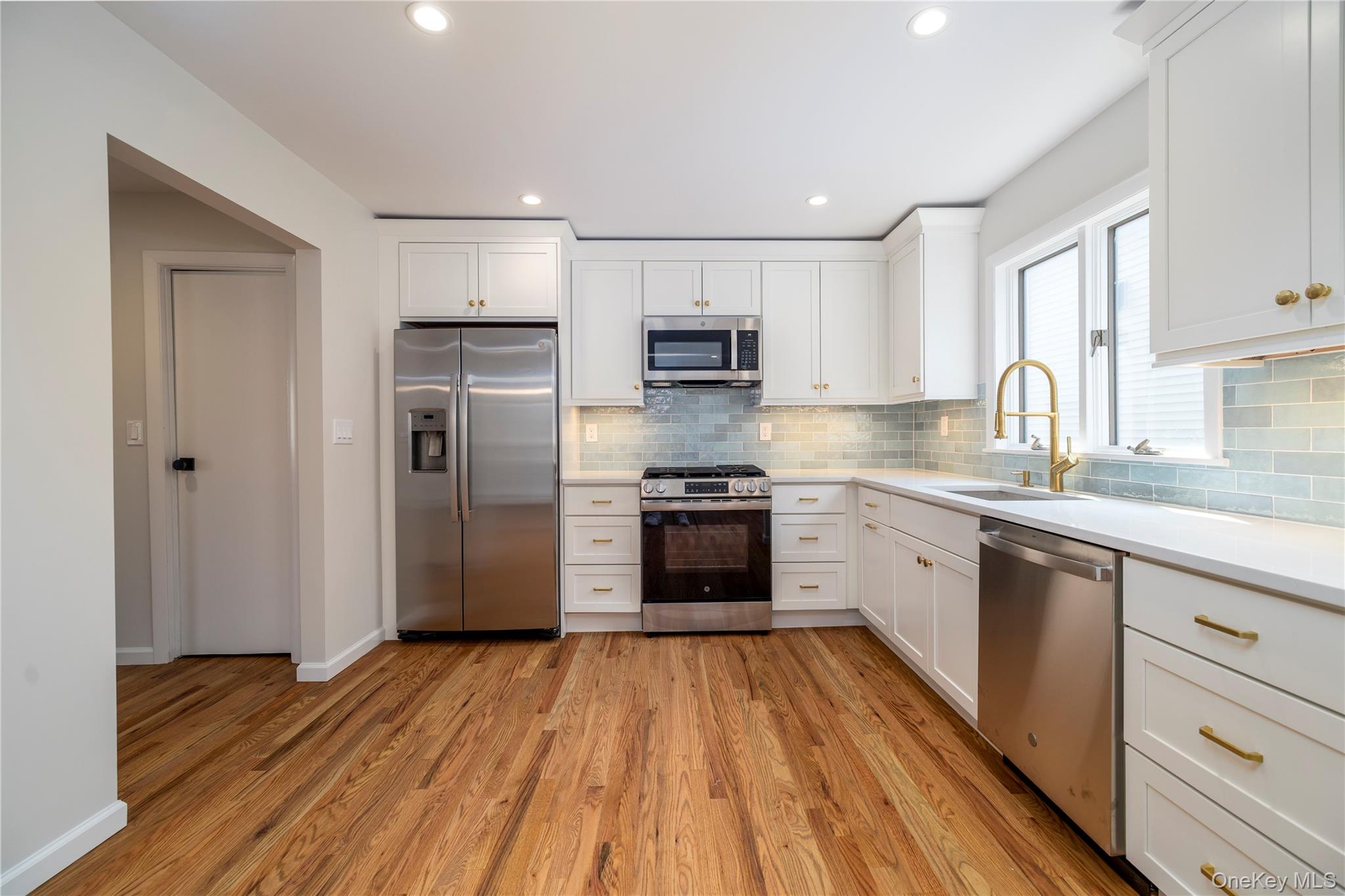 580 East Pine Street, Unit WEST SIDE photo 11