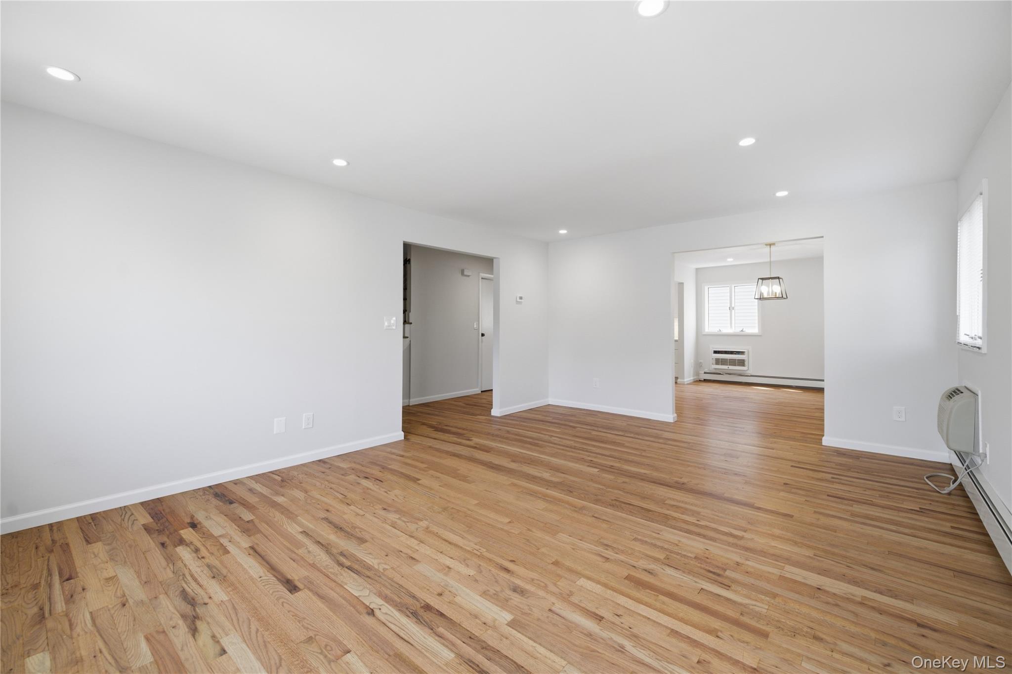 580 East Pine Street, Unit WEST SIDE photo 4