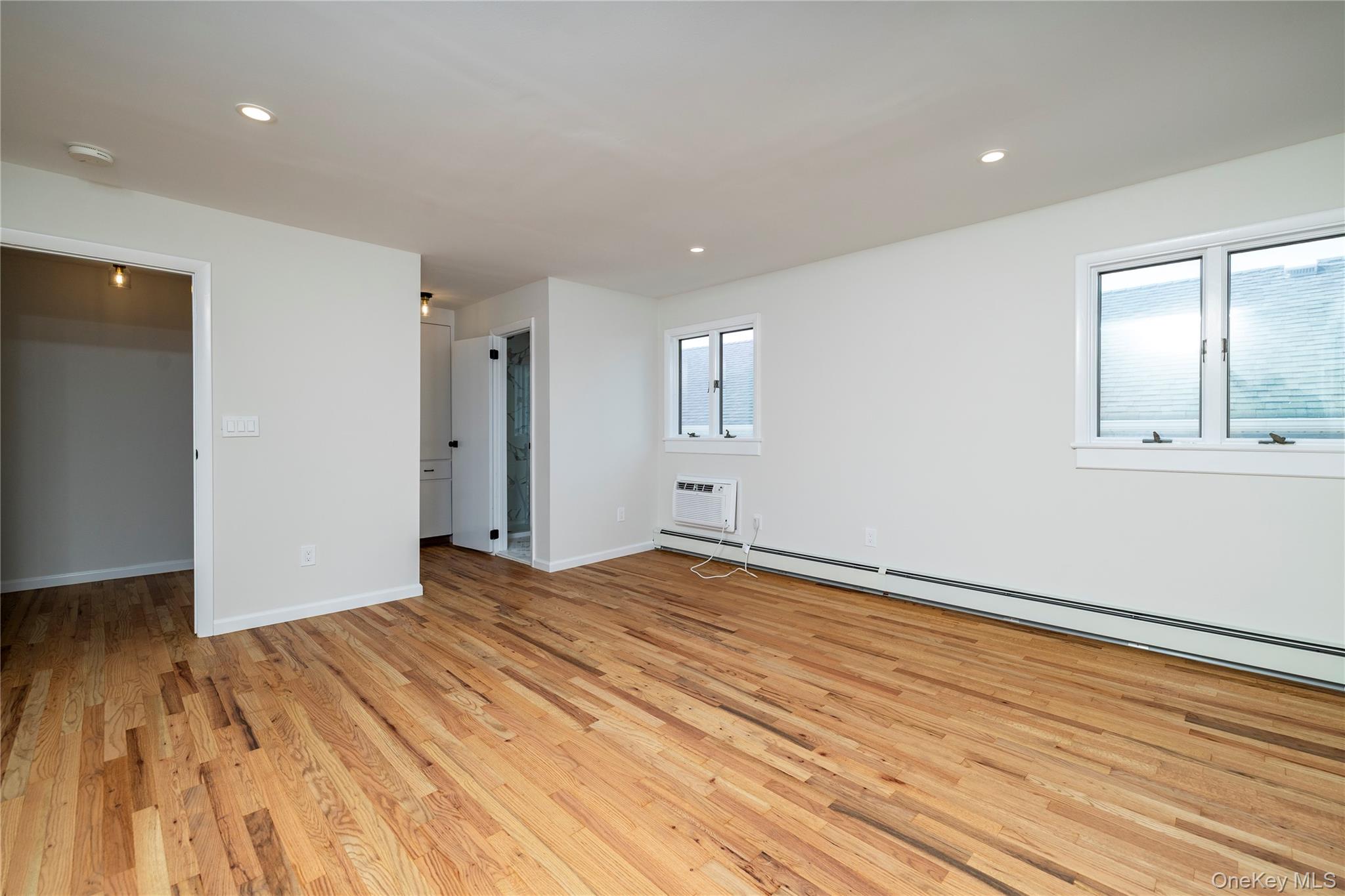 580 East Pine Street, Unit WEST SIDE photo 5