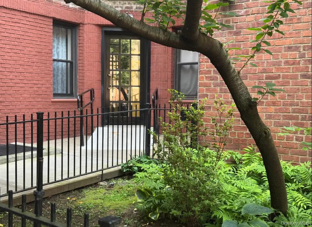 65-39 108th Street, Unit E6 photo 4