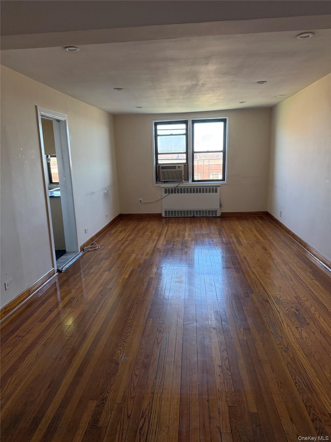 102-18 64th Avenue, Unit 6W photo 3