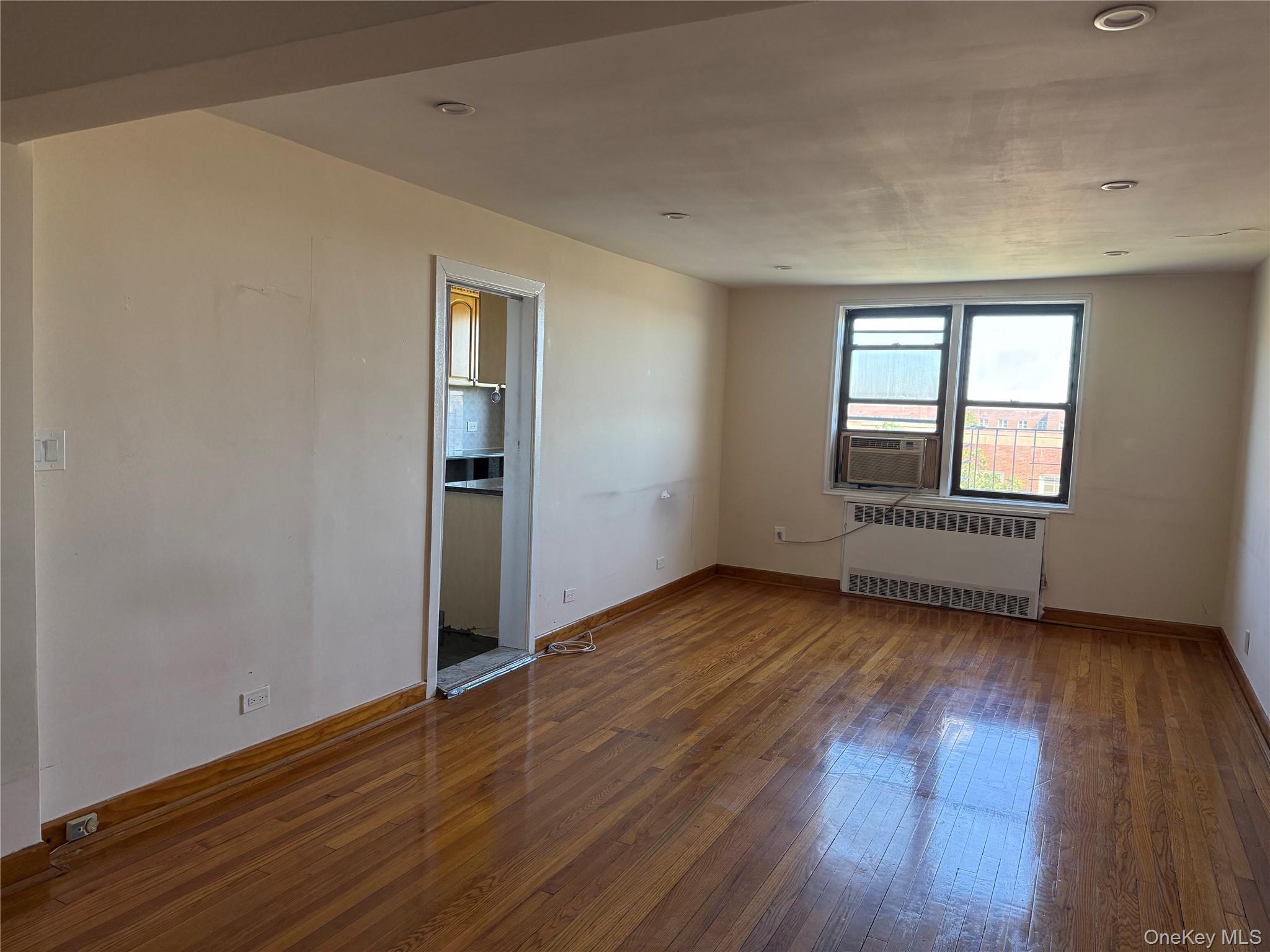 102-18 64th Avenue, Unit 6W photo 2