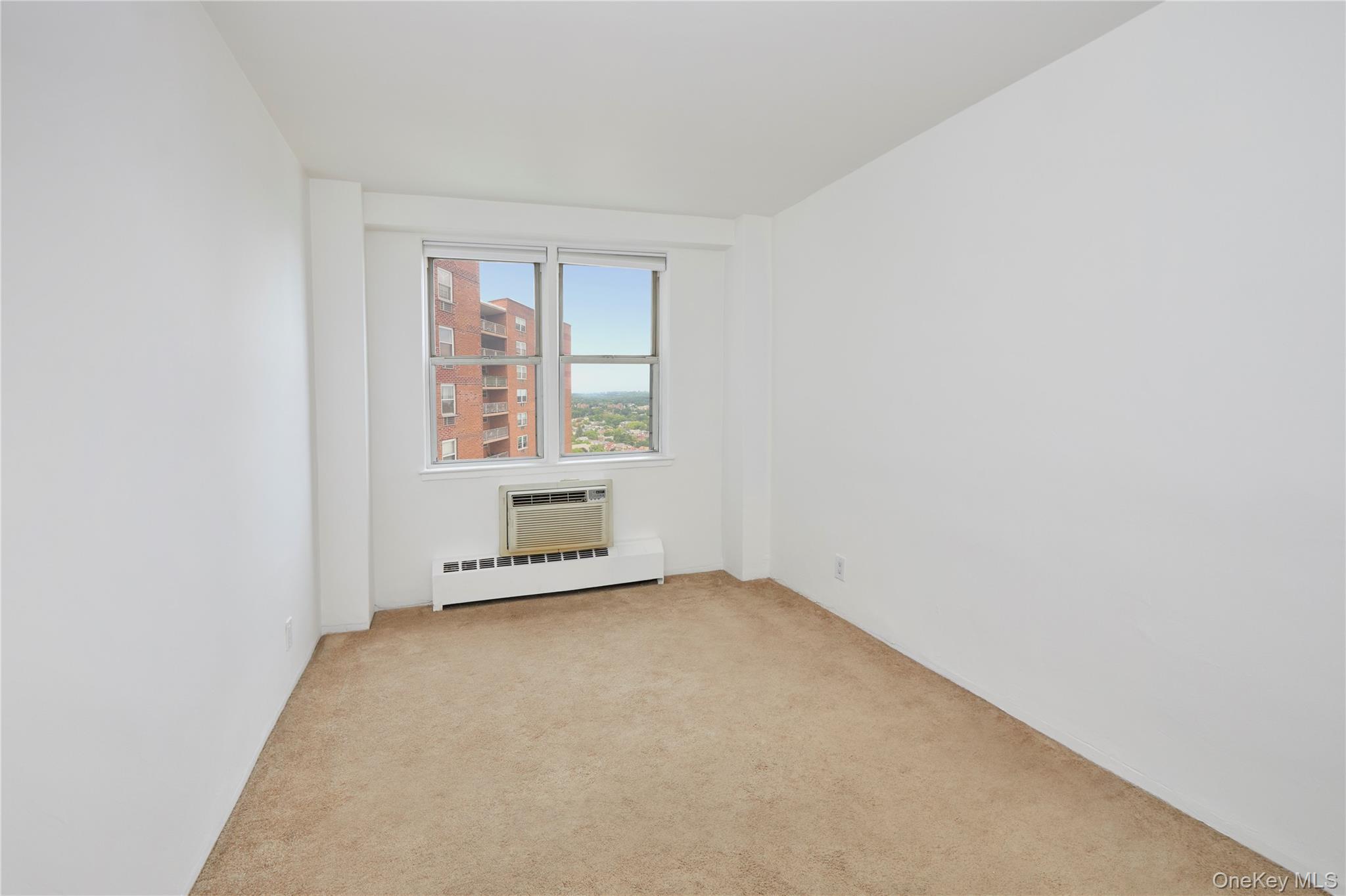 5700 Arlington Avenue, Unit 19G photo 6