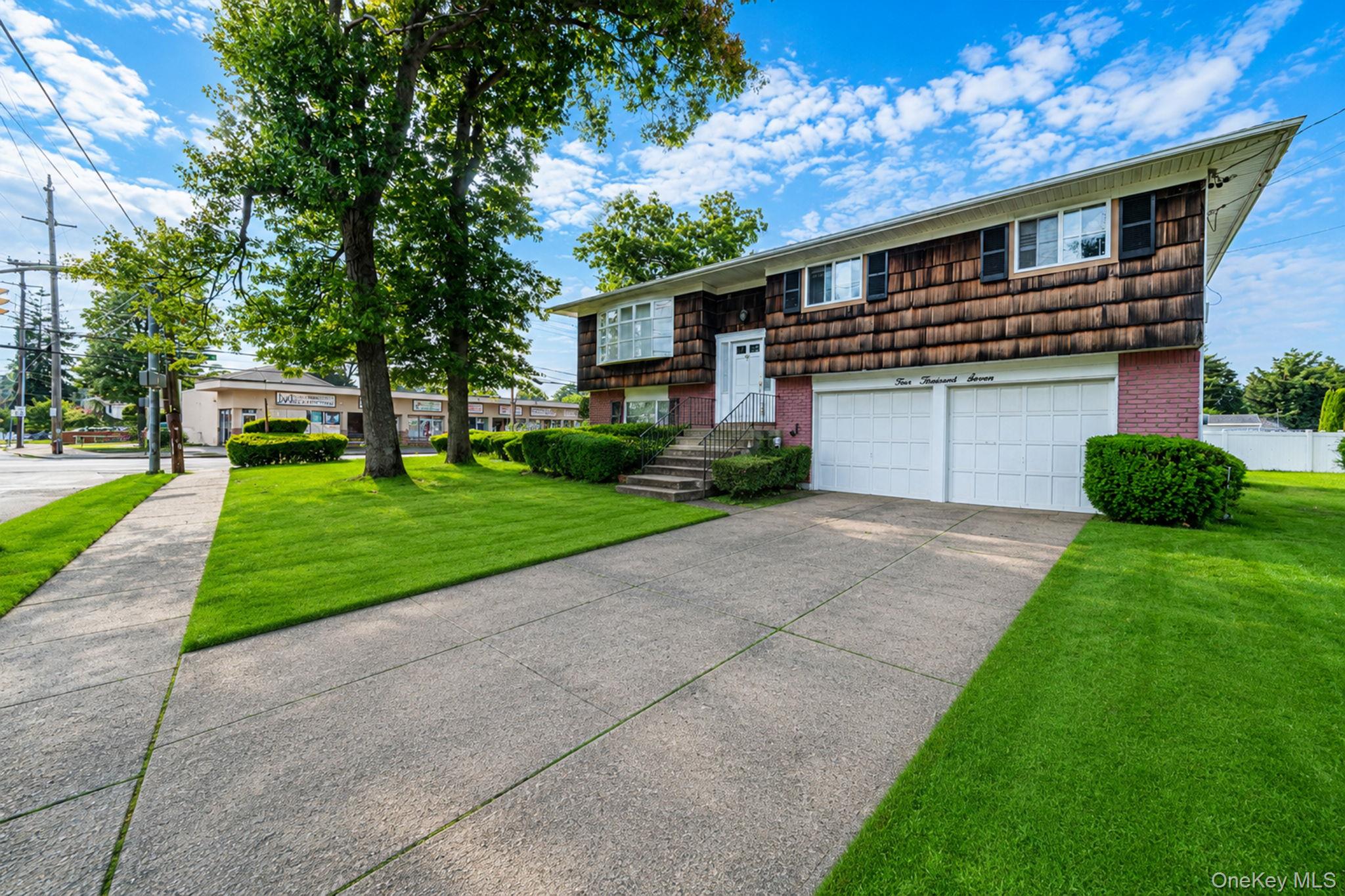 4007 Clark Street – For Sale photo 2