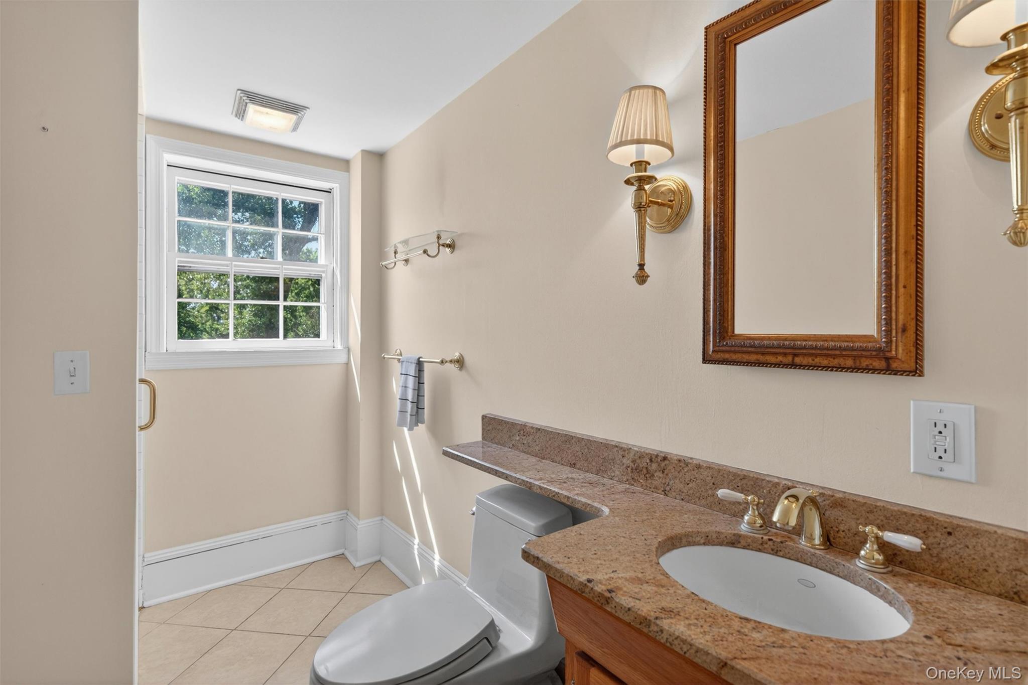 48 South Street – For Sale photo 20