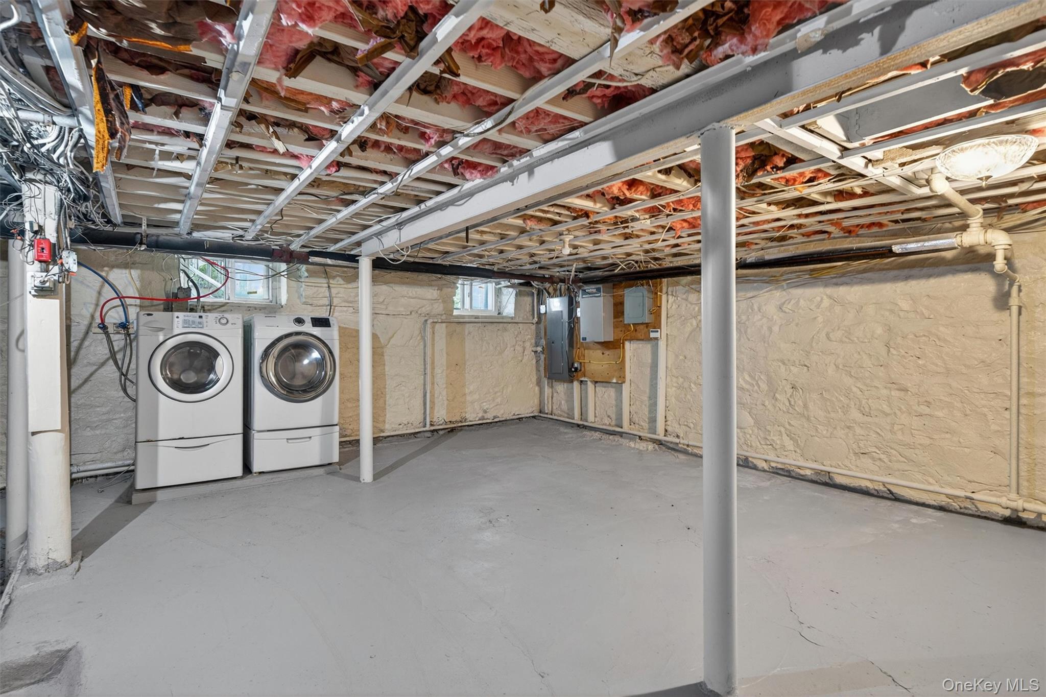 48 South Street – For Sale photo 38