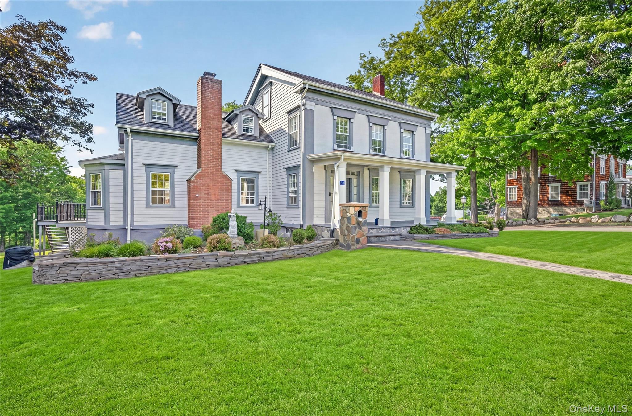 48 South Street – For Sale photo 4