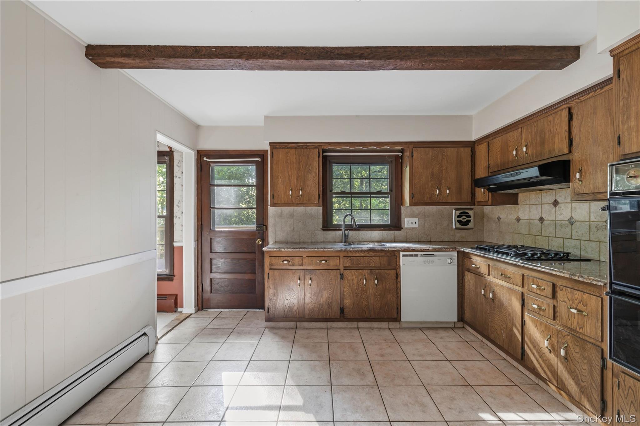 9 Adams Lane – For Sale photo 14