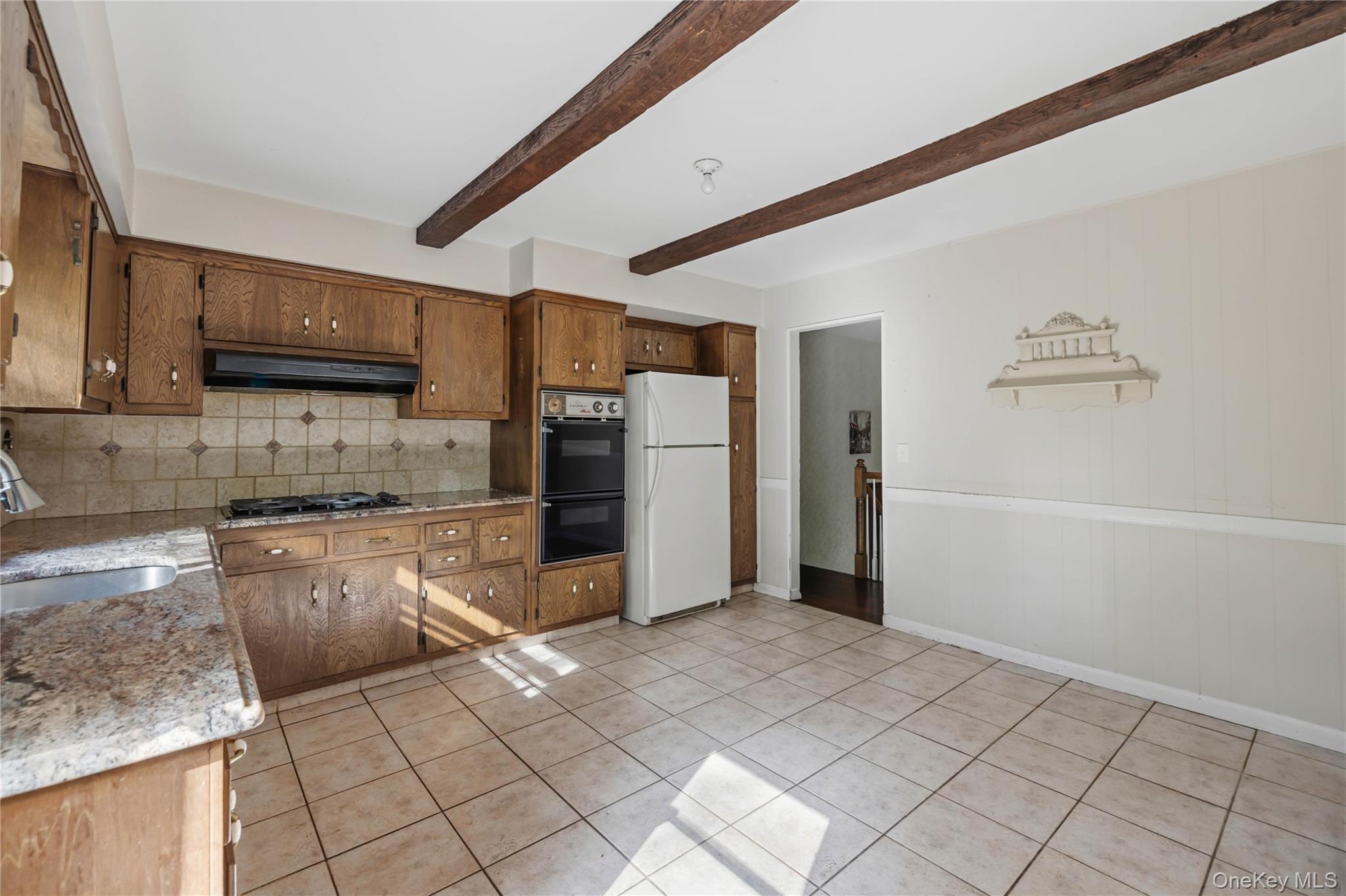 9 Adams Lane – For Sale photo 13