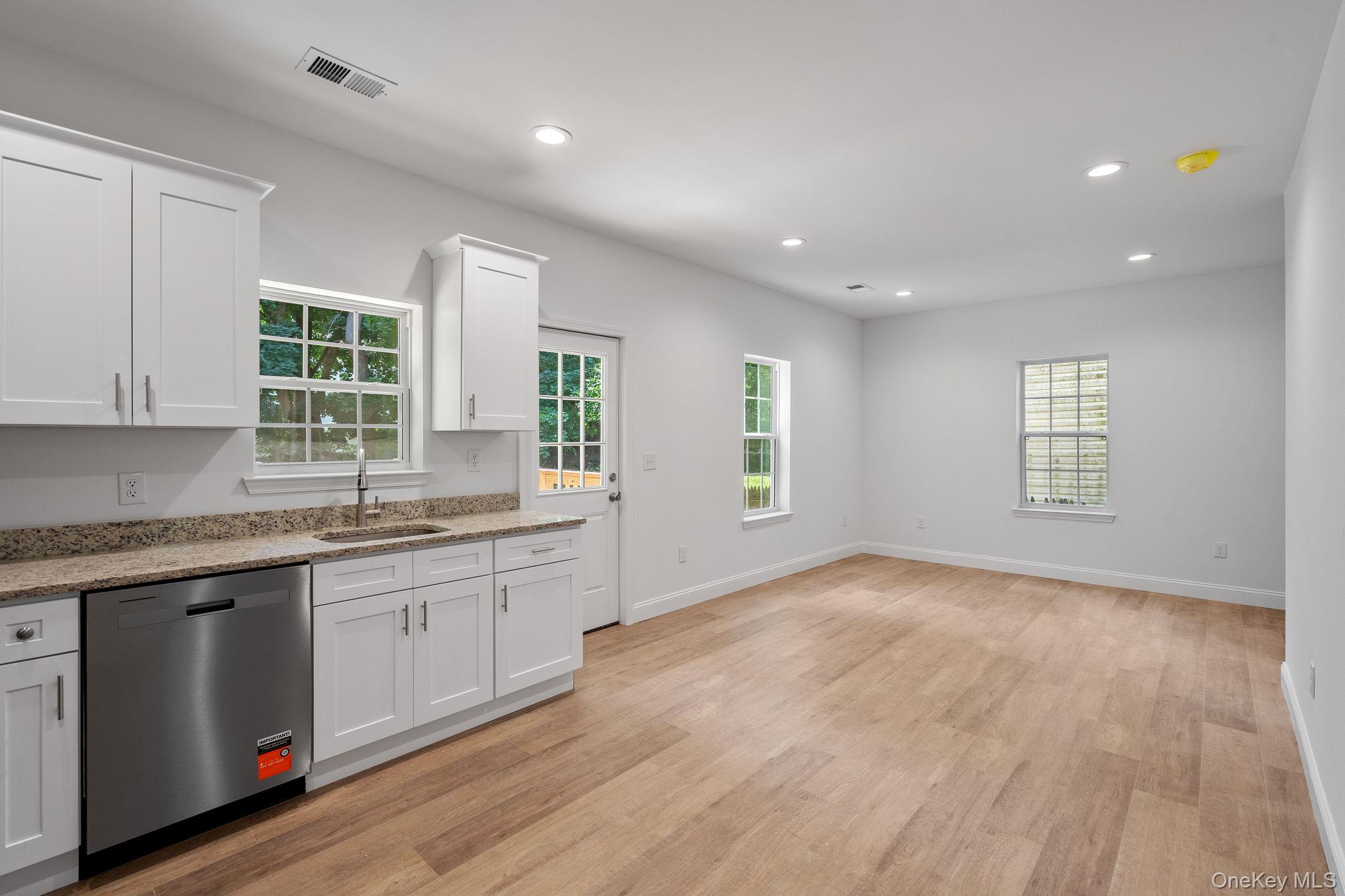 7 Lafayette Street – For Sale photo 4