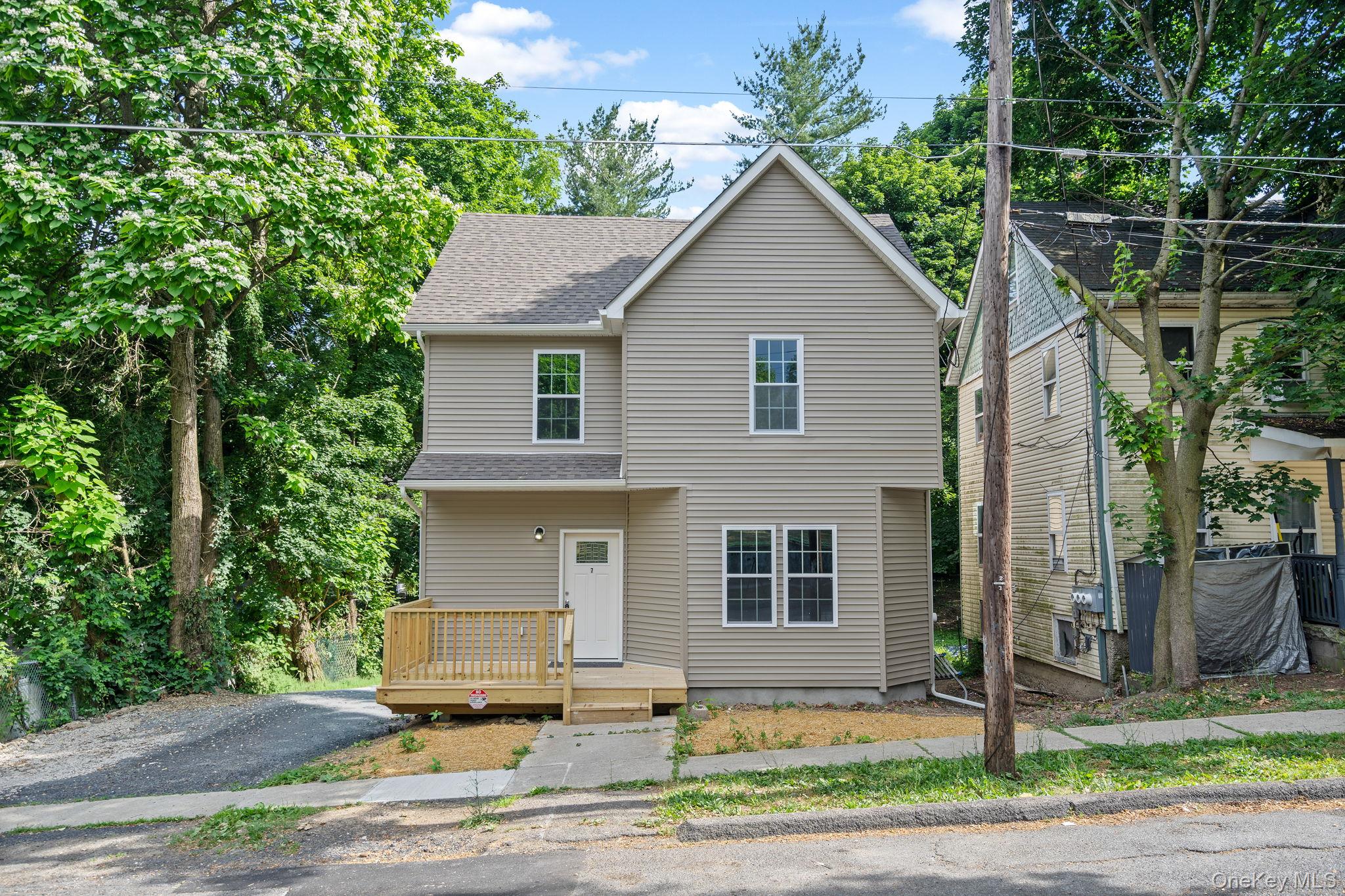 7 Lafayette Street – For Sale
