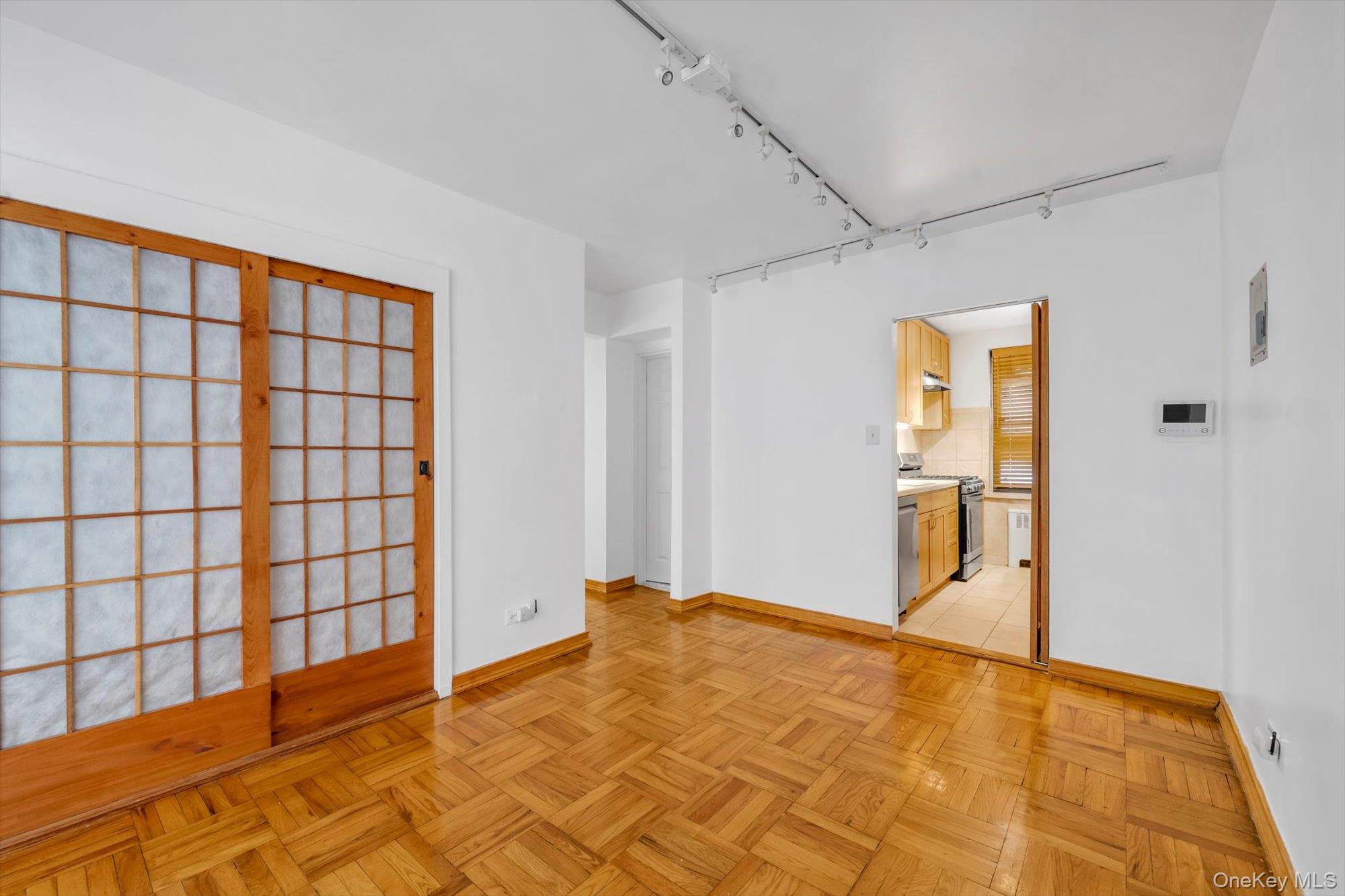 32-20 89th Street, Unit 108 photo 4
