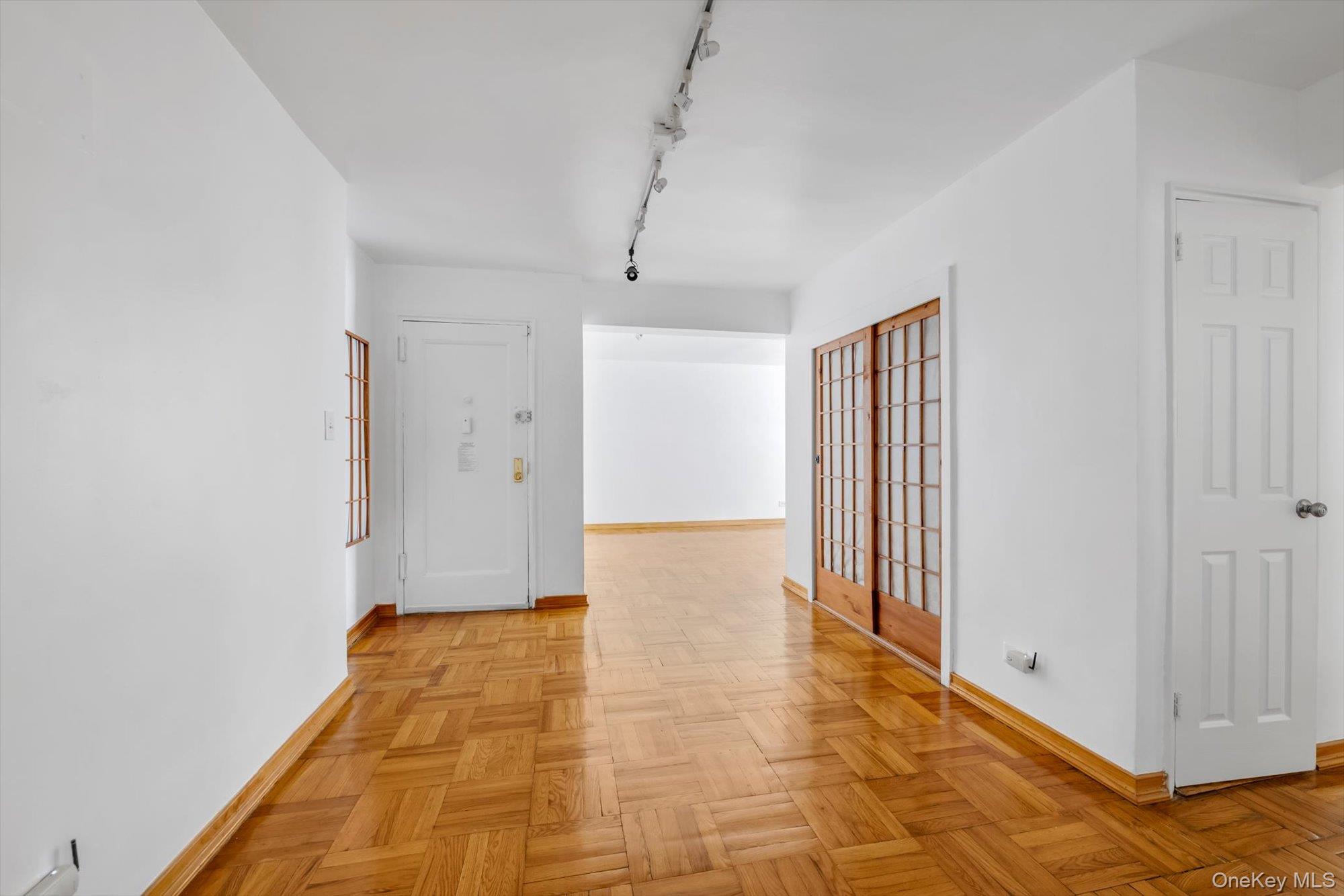 32-20 89th Street, Unit 108 photo 5
