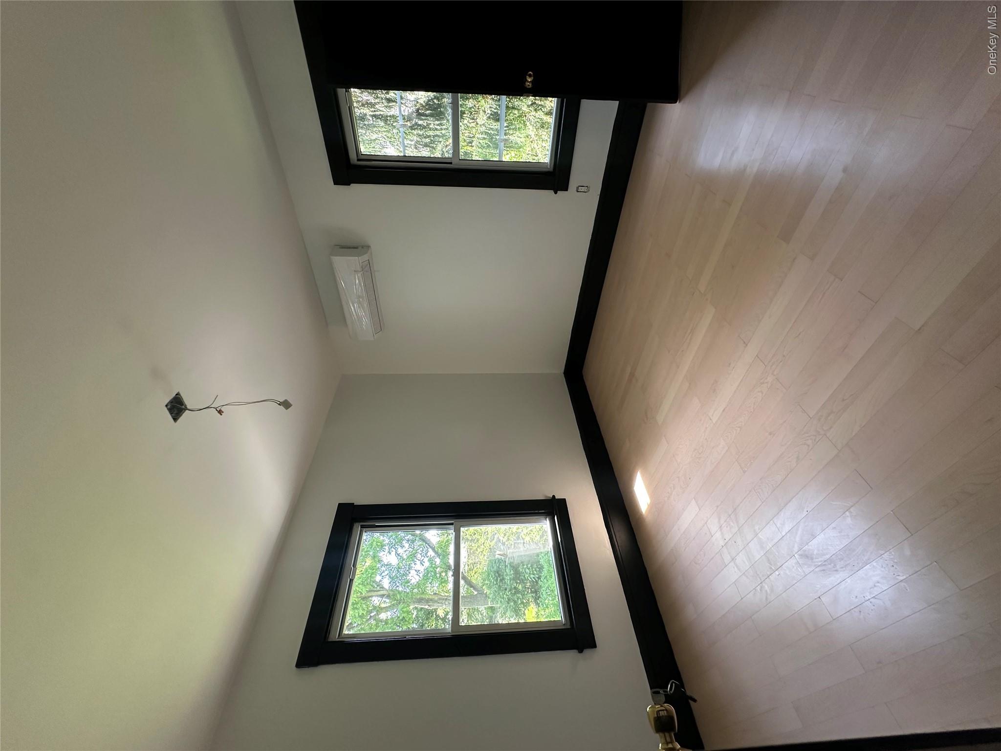 423 Hinman Place – For Sale photo 26