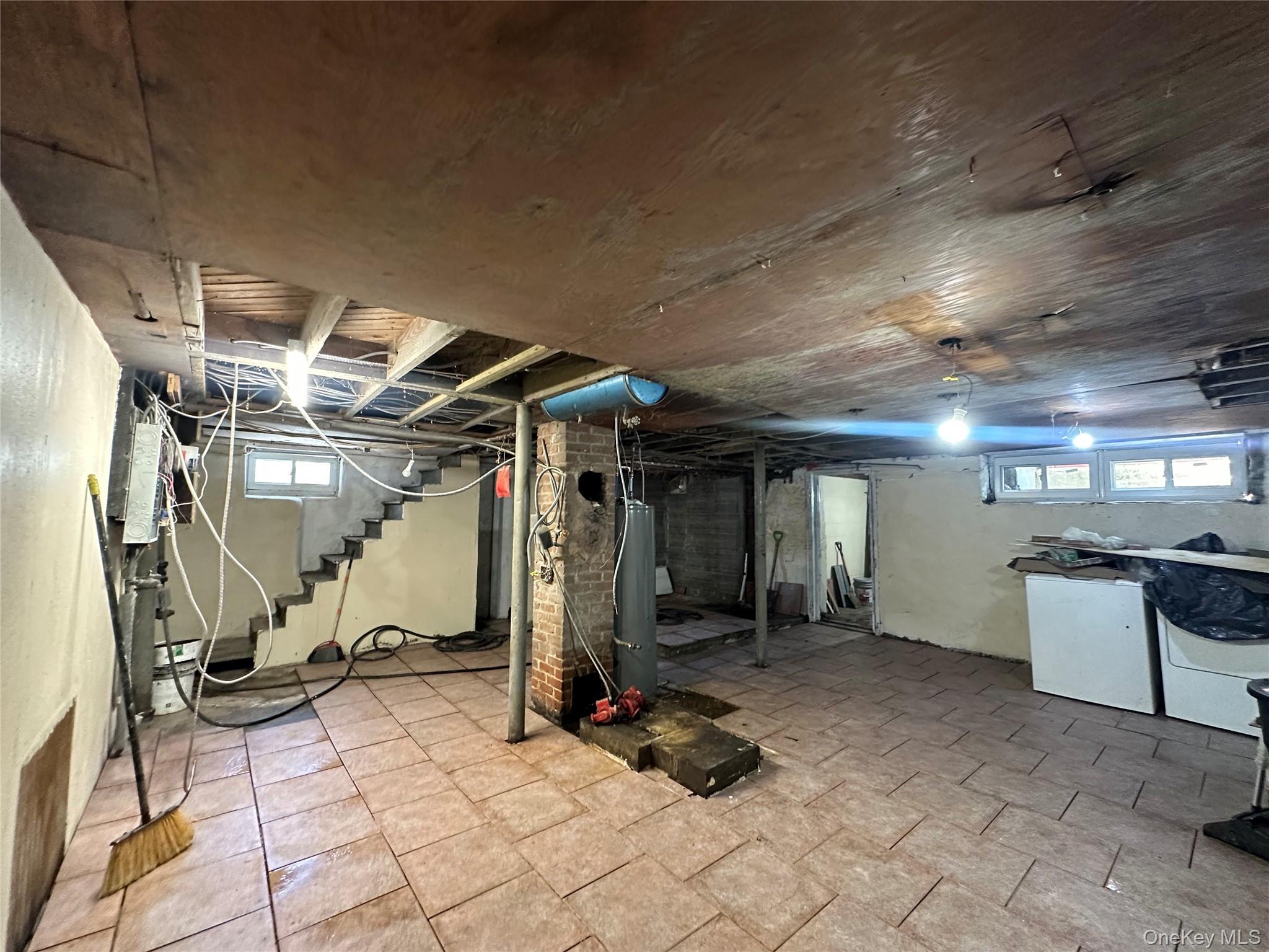 423 Hinman Place – For Sale photo 20