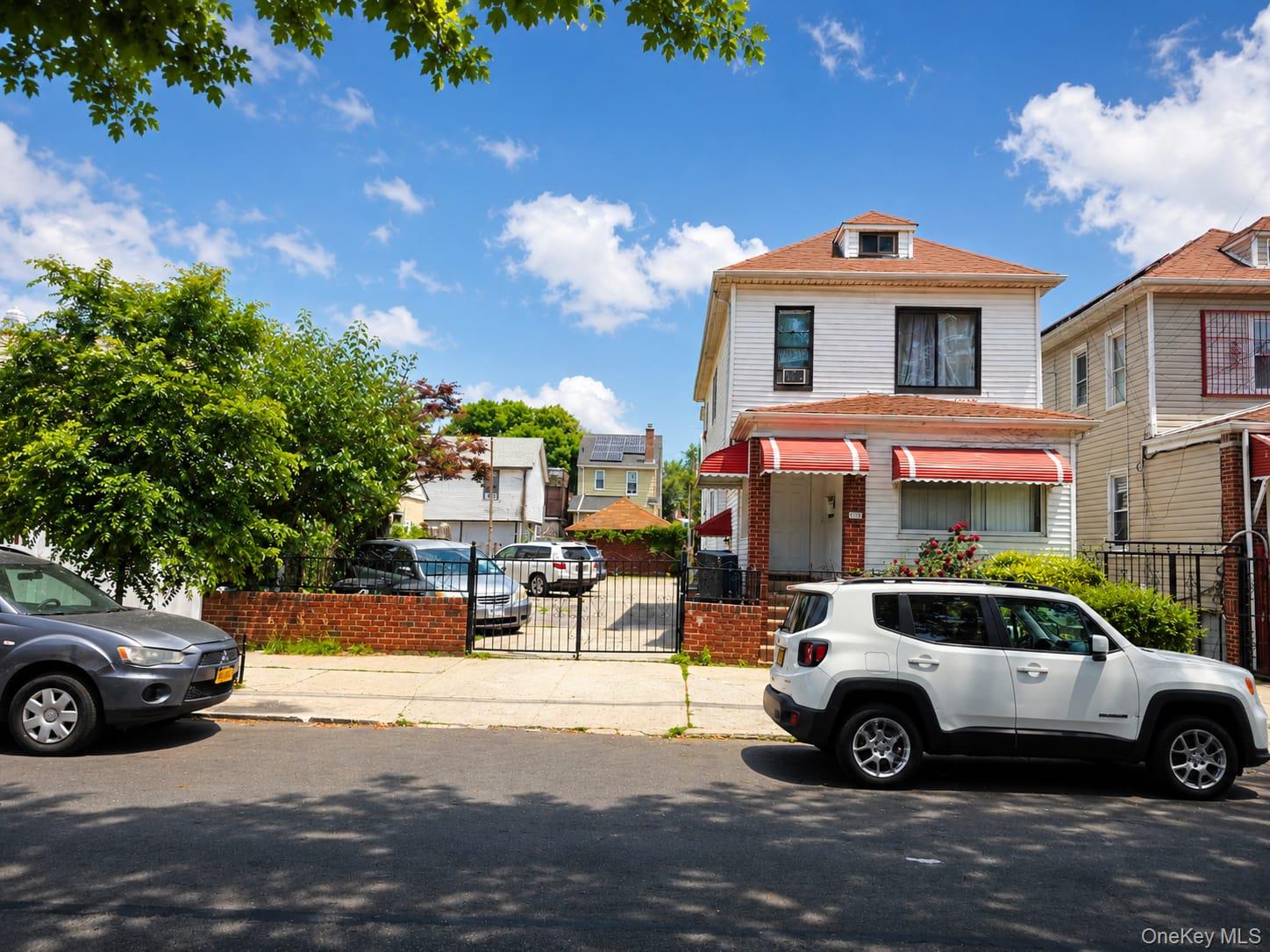1158 Leland Avenue – For Sale