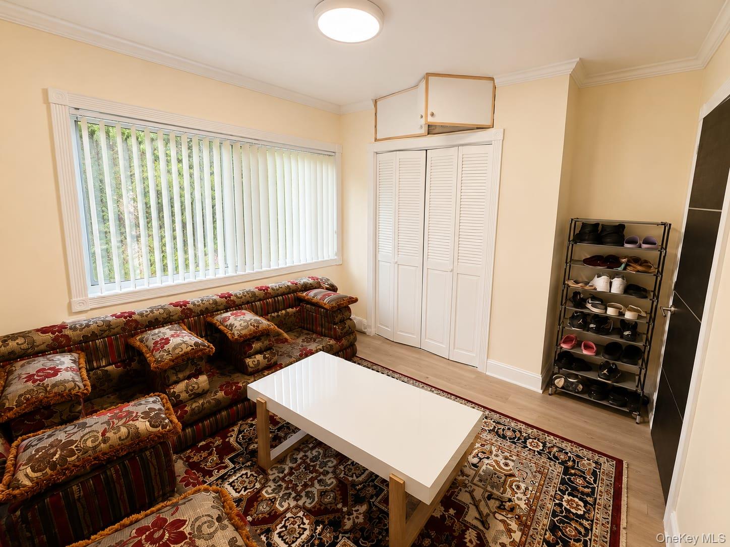 1158 Leland Avenue – For Sale photo 3