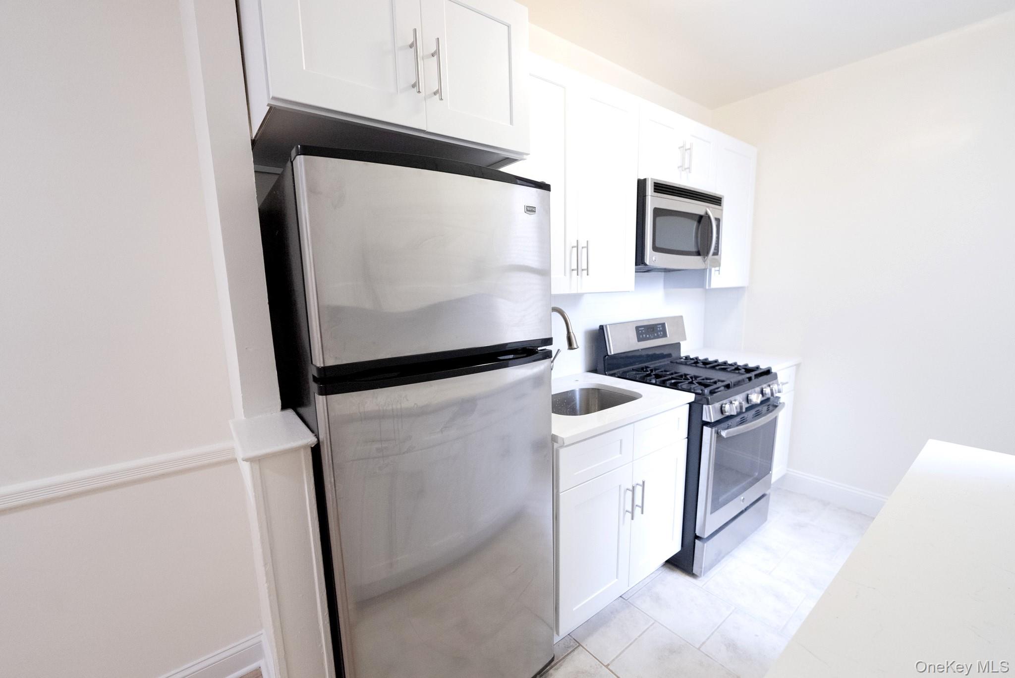 2190 Boston Road, Unit 5M photo 8