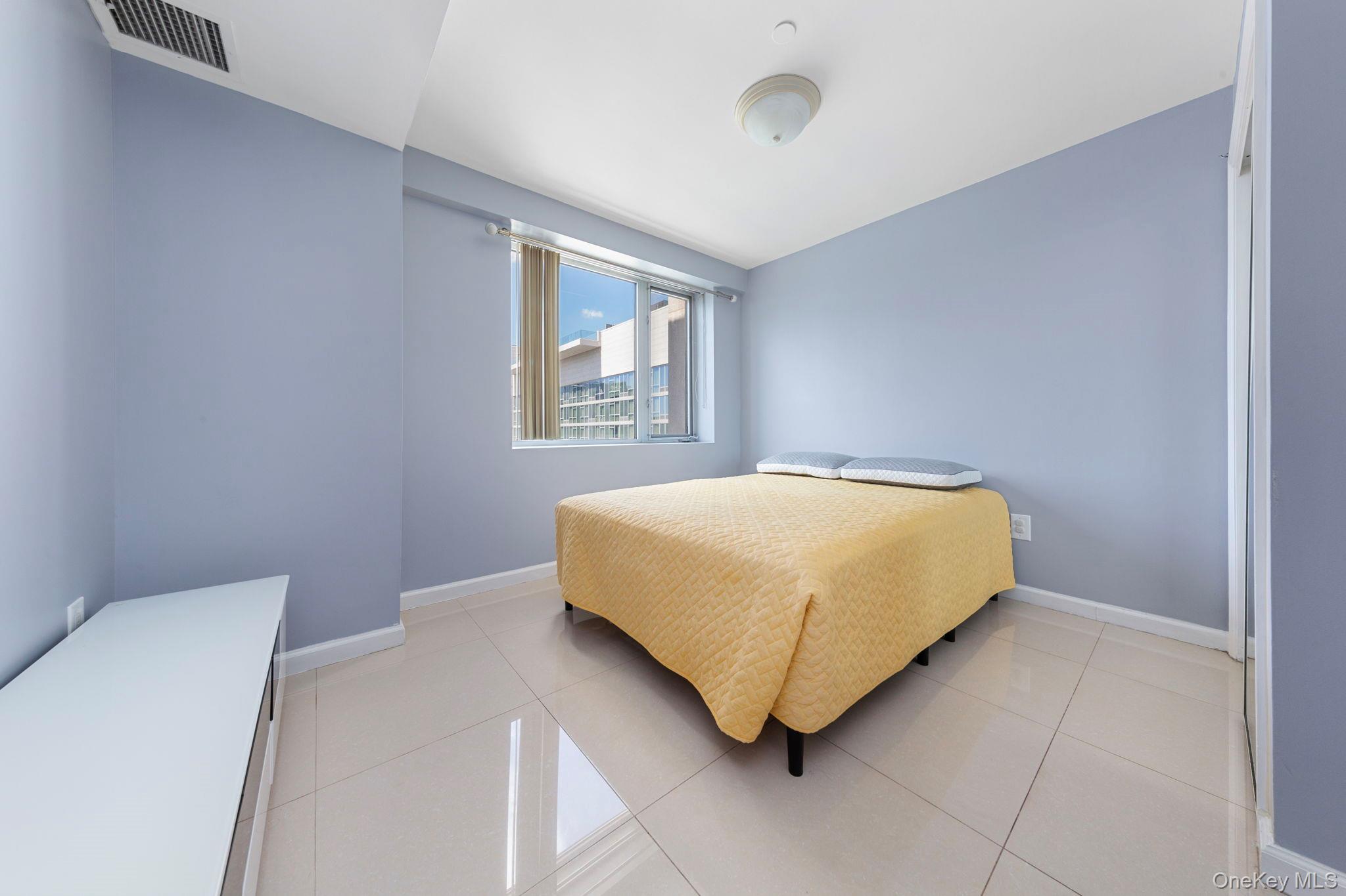 37-20 Prince st. – For Sale photo 7