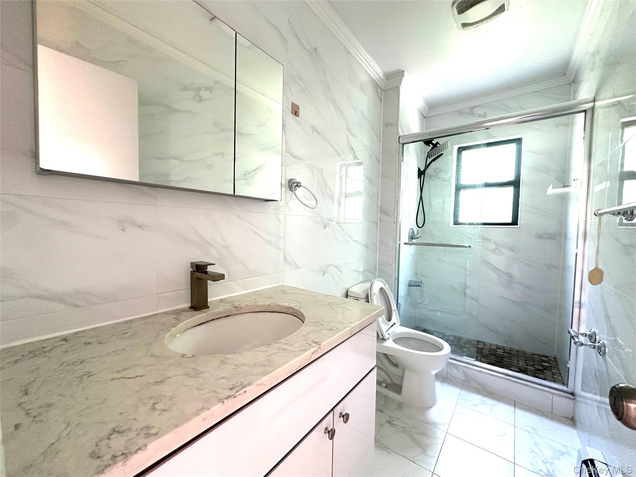 120-25 Ketch Court, Unit 35 photo 12