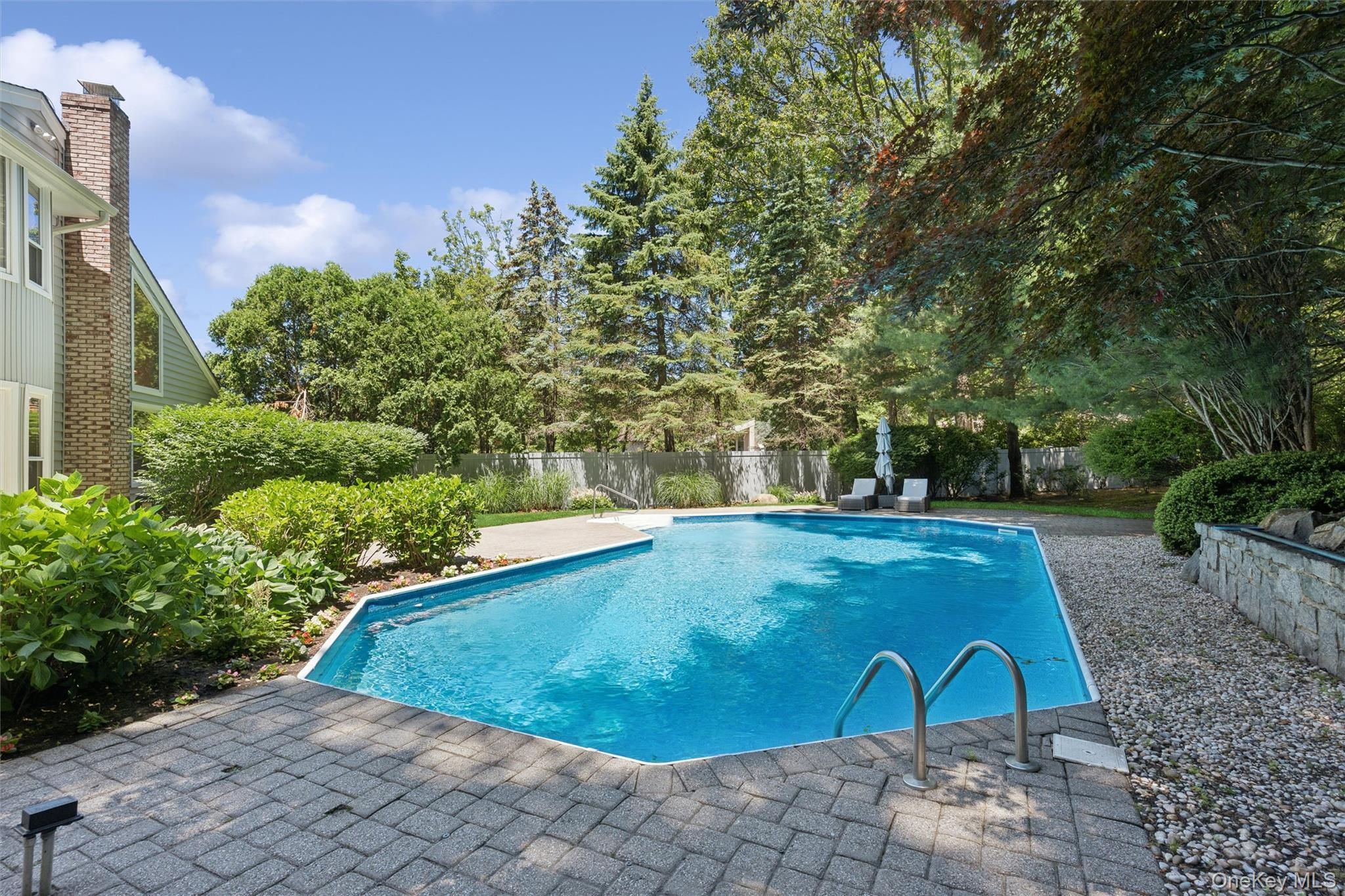 2 Greenwood Lane – For Sale photo 44