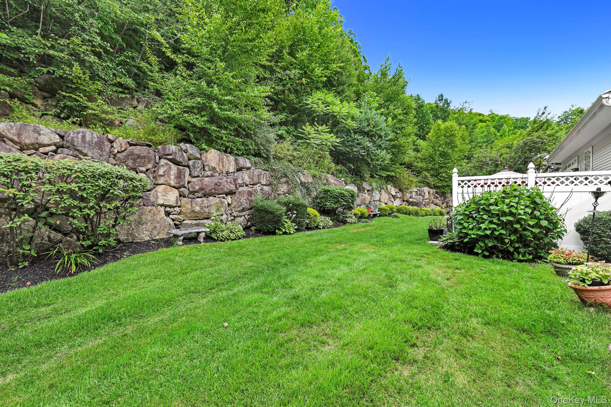 271 Woodlands Drive – For Sale photo 40