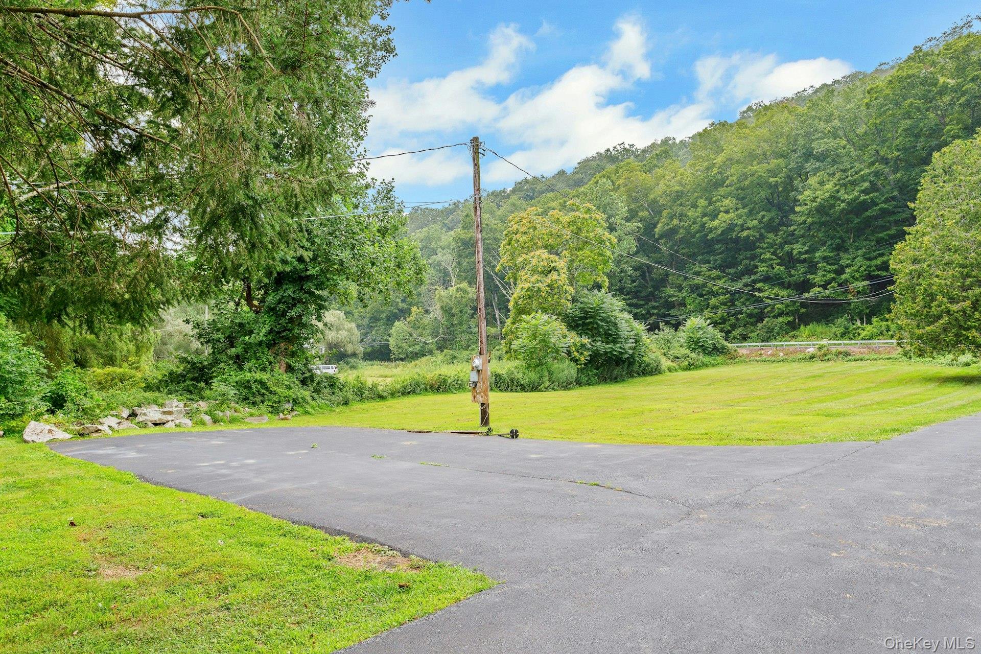 934 Peekskill Hollow Road – For Sale photo 28