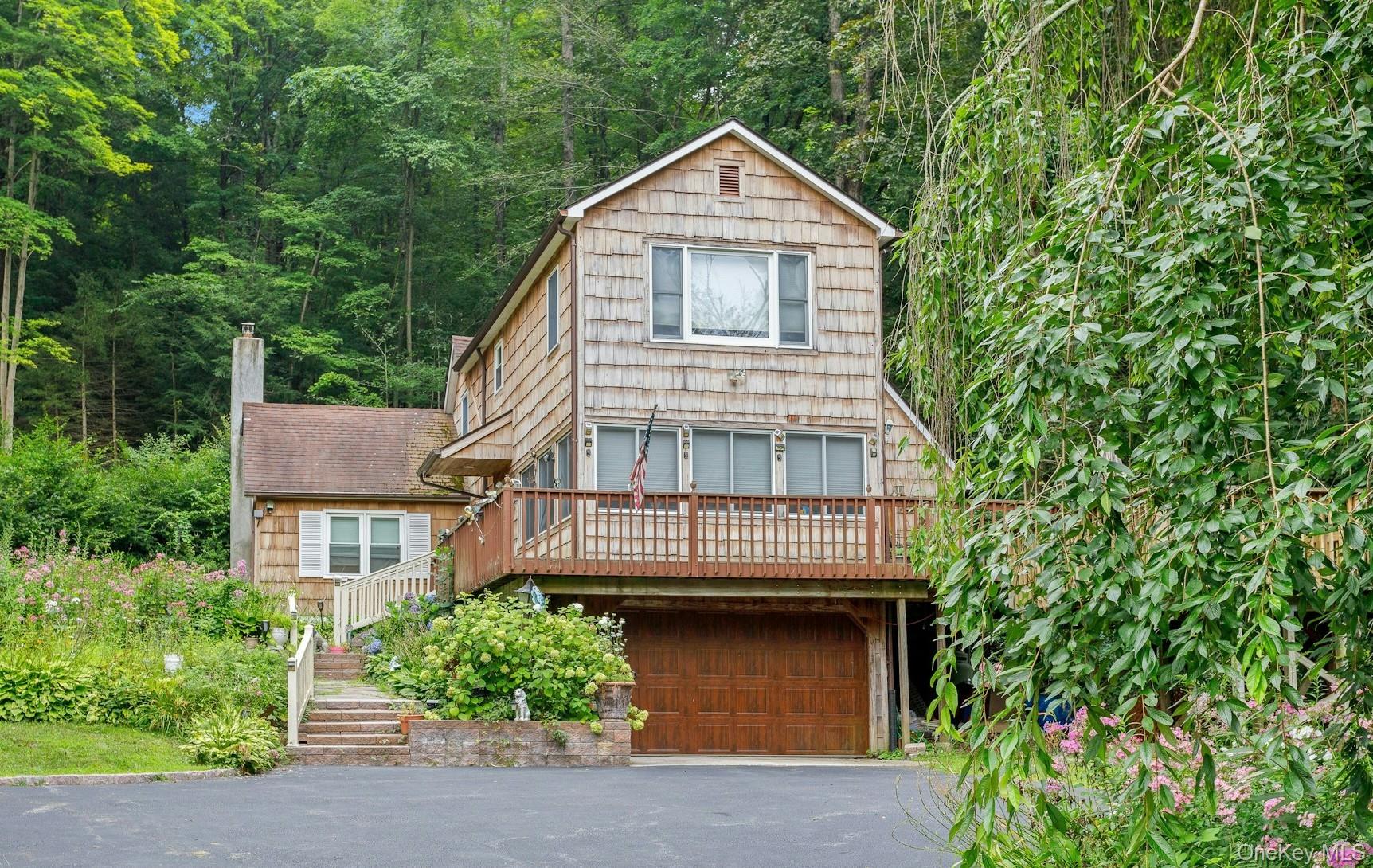 934 Peekskill Hollow Road – For Sale