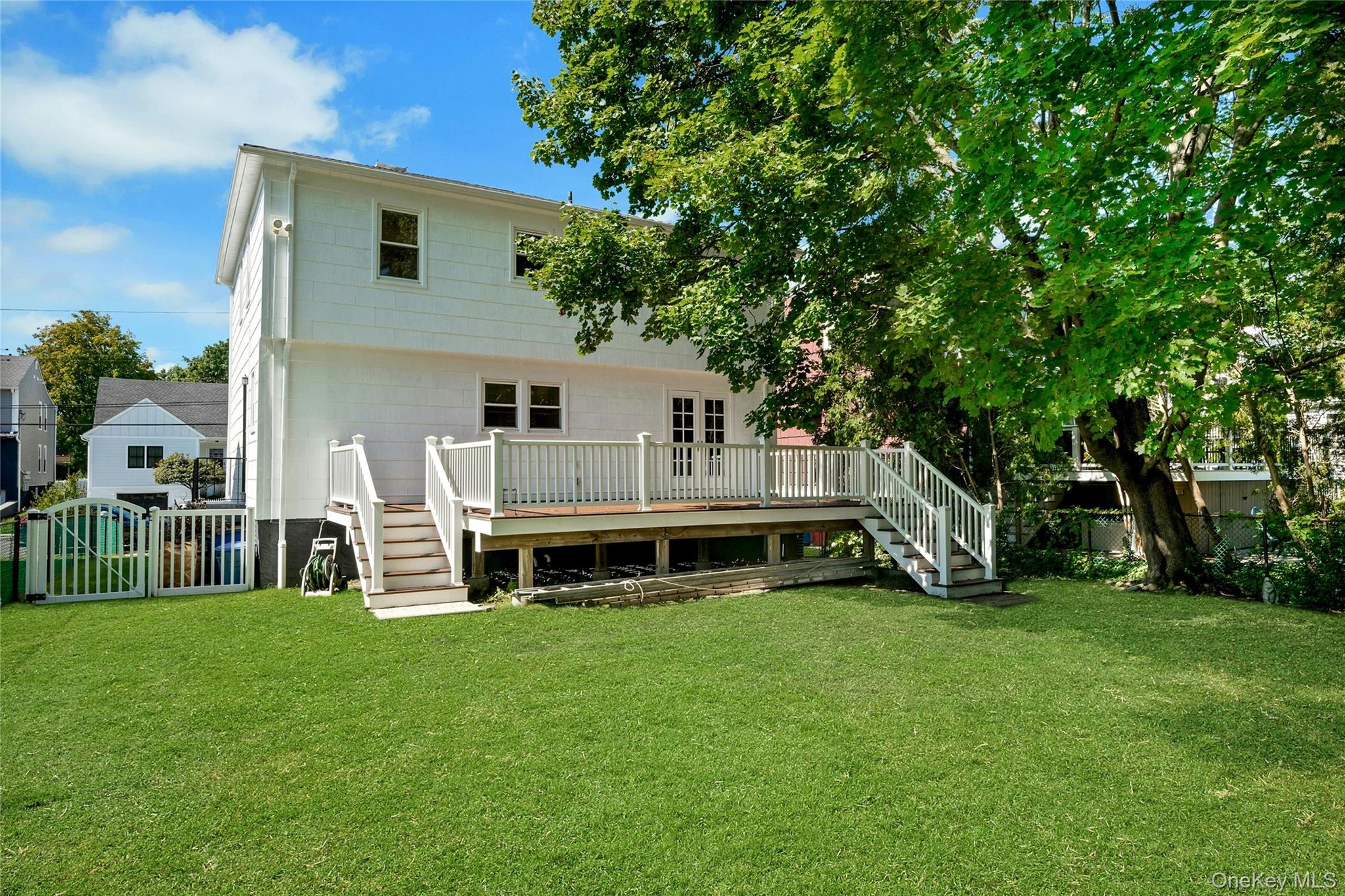 213 Florence Street – For Sale photo 2