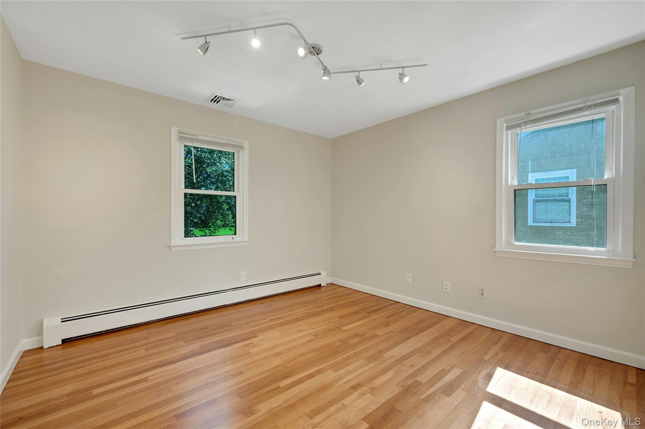 213 Florence Street – For Sale photo 22