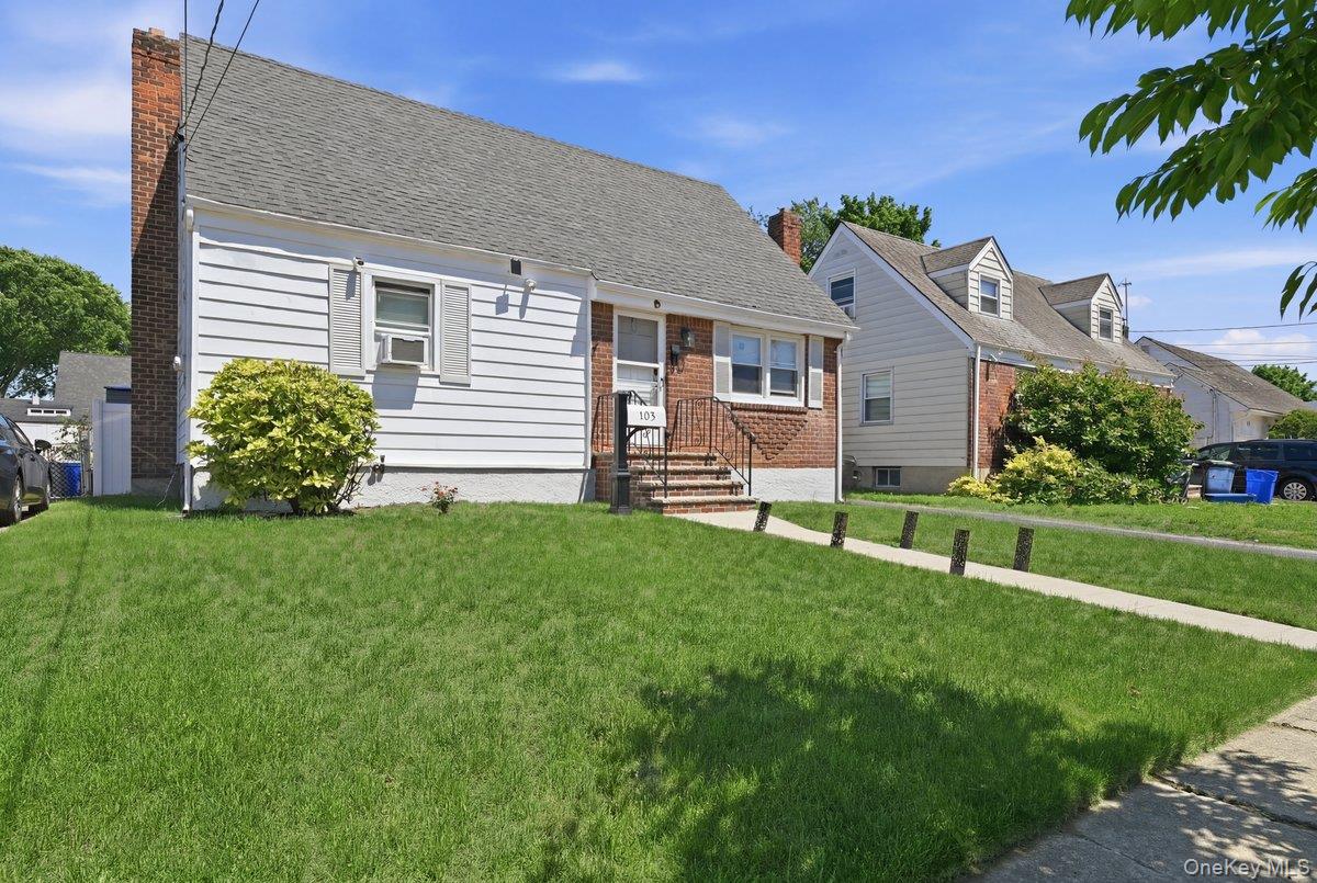 105 N Montague Street – For Sale