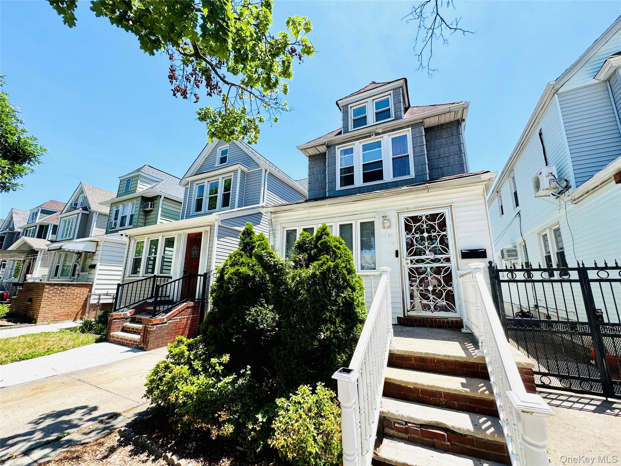 62-20 80th Road – For Sale photo 3