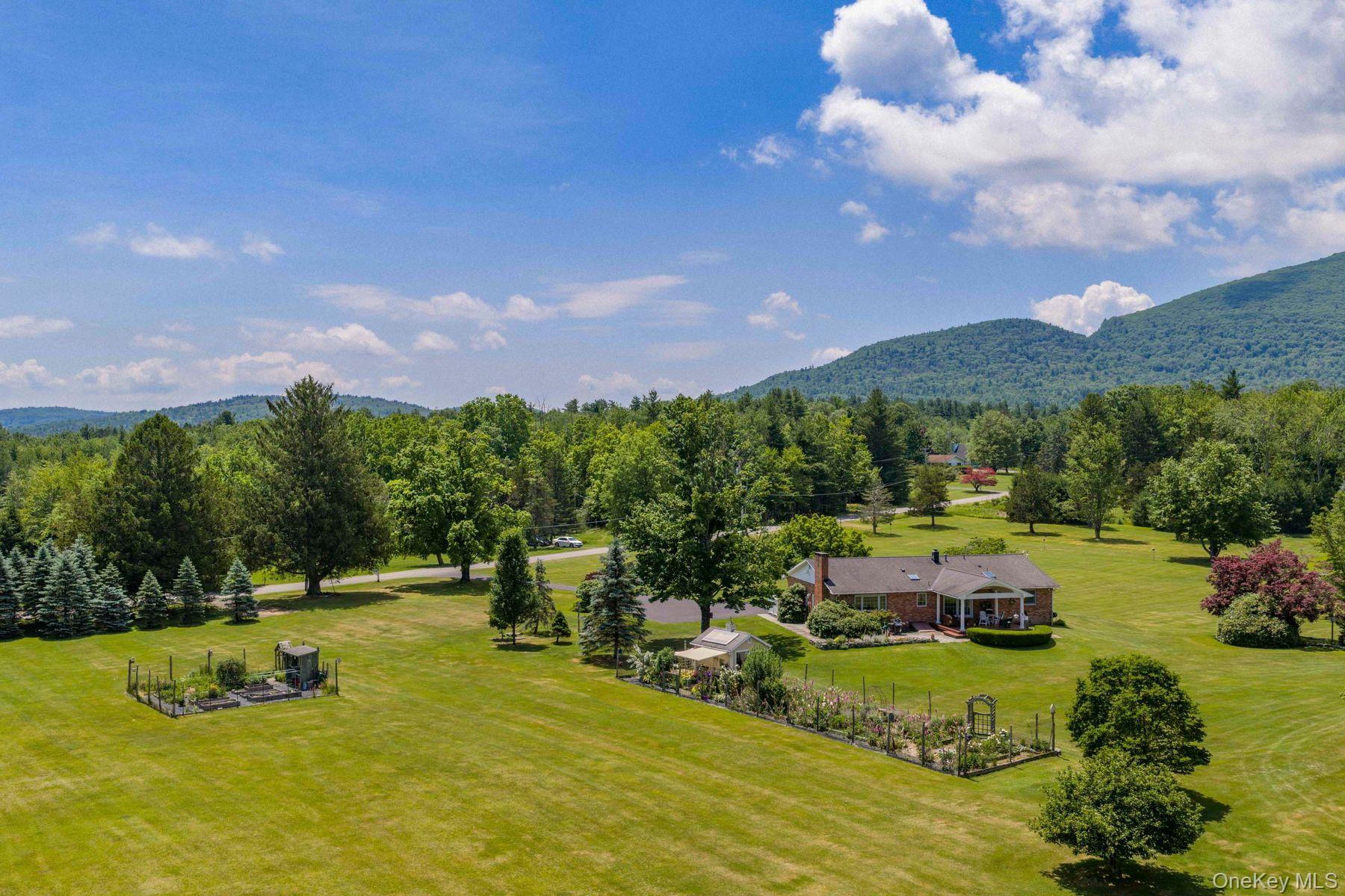 52 Brodhead Road – For Sale photo 4